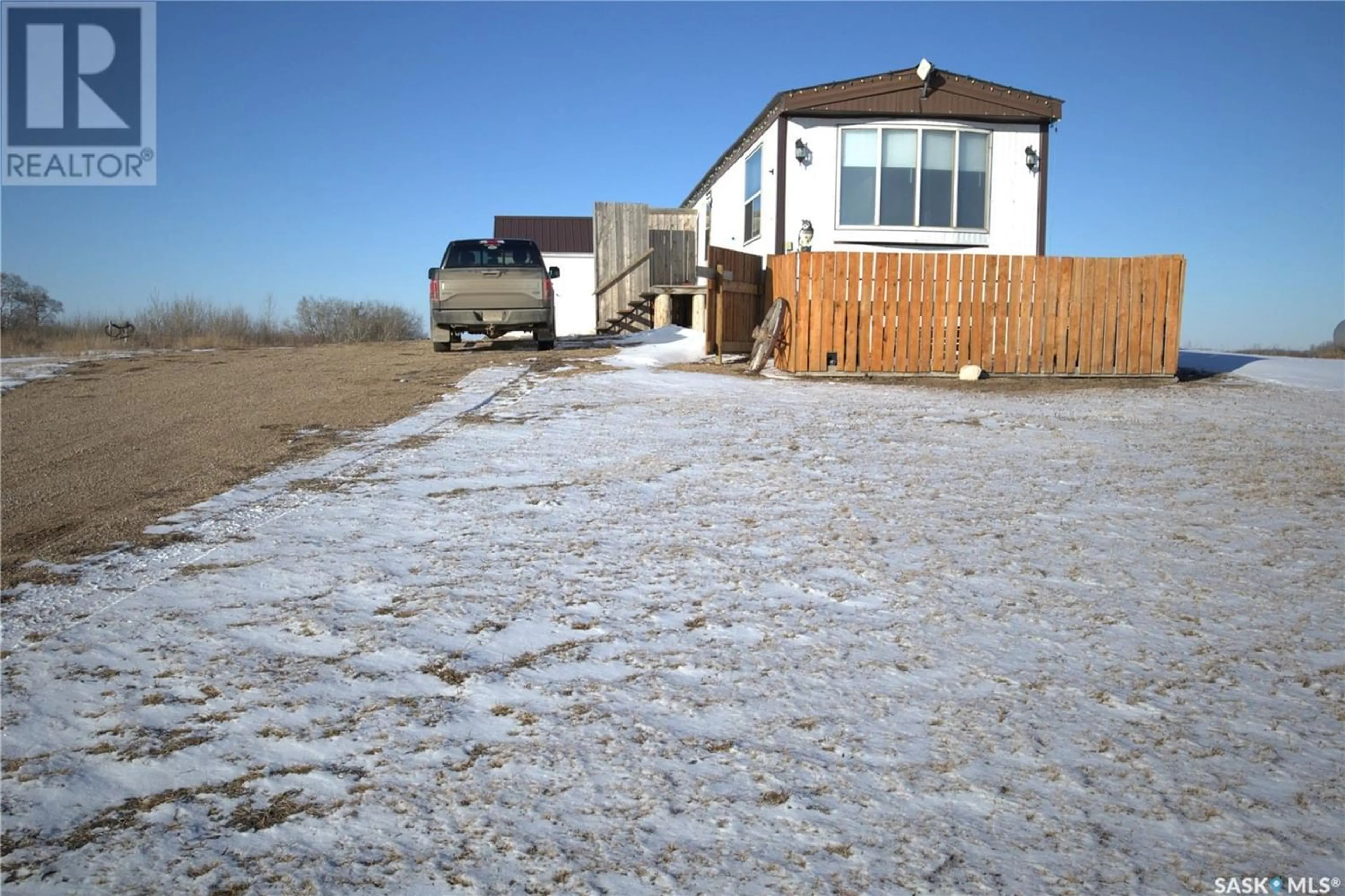 Frontside or backside of a home for Tuttosi Acreage, Cupar Rm No. 218 Saskatchewan S0G0Y0