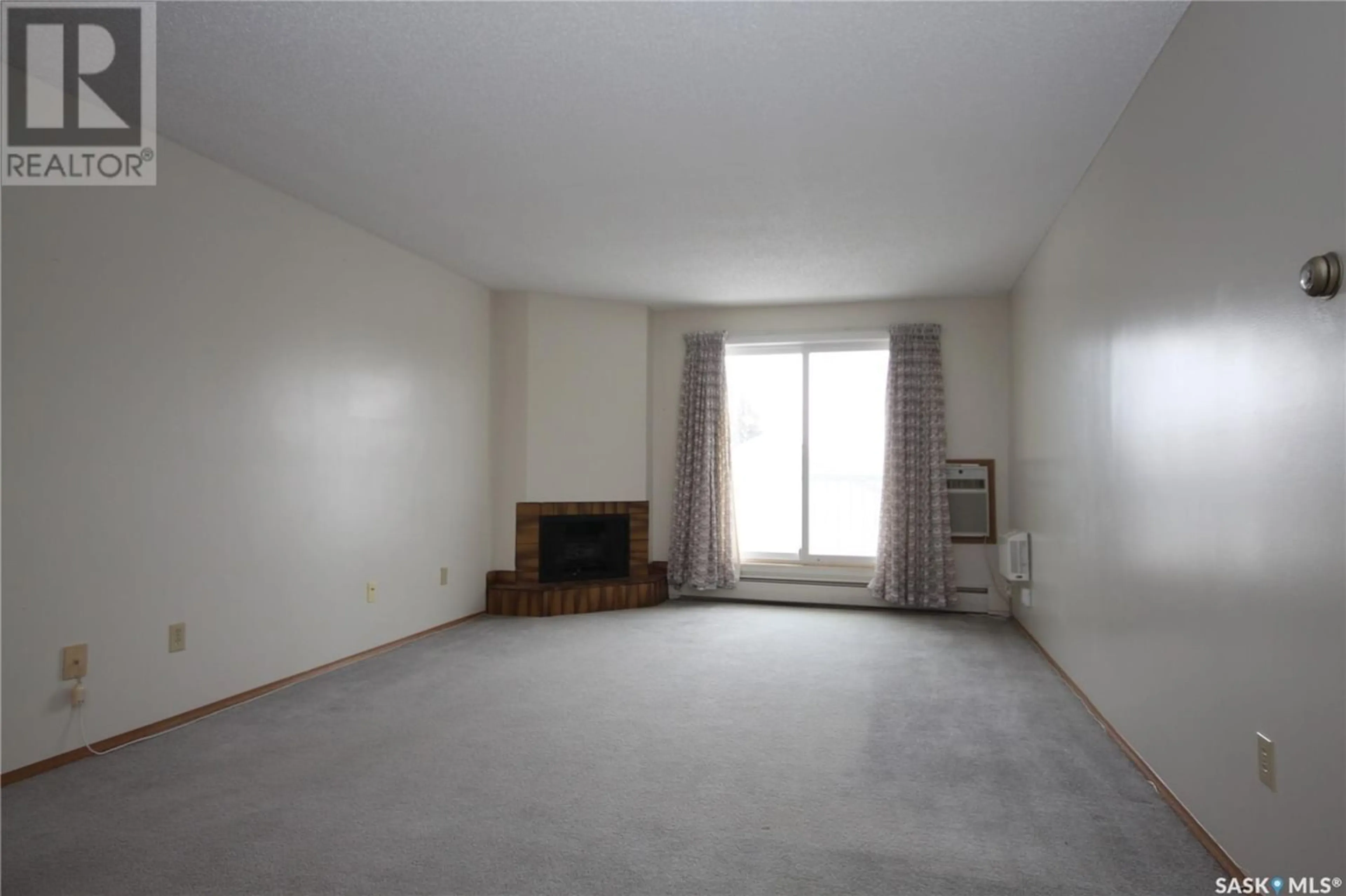 A pic of a room for 208 1832 Eaglesham AVENUE, Weyburn Saskatchewan S4H3A8