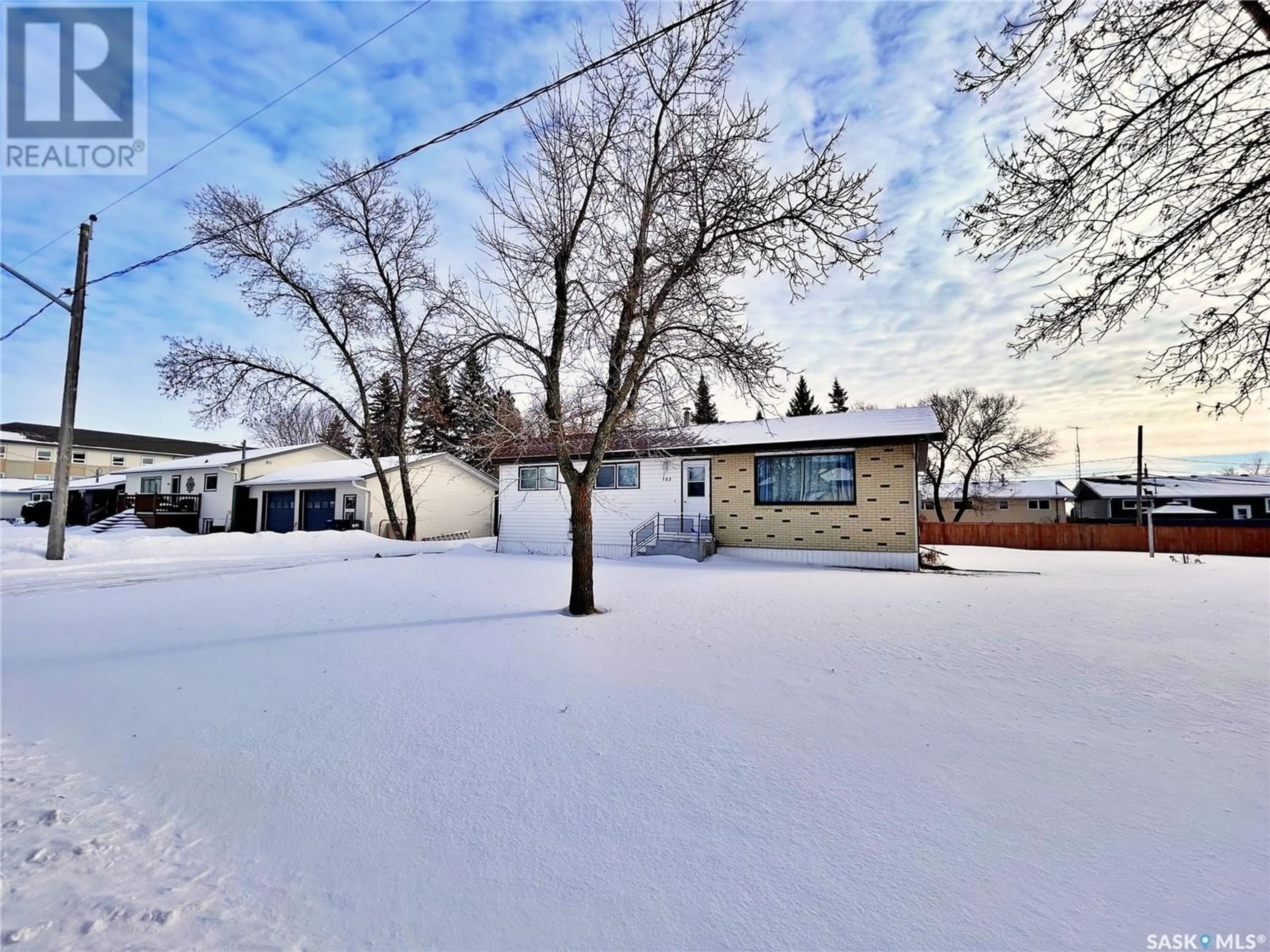 Home with unknown exterior material for 103 Henry STREET, Moosomin Saskatchewan S0G3N0