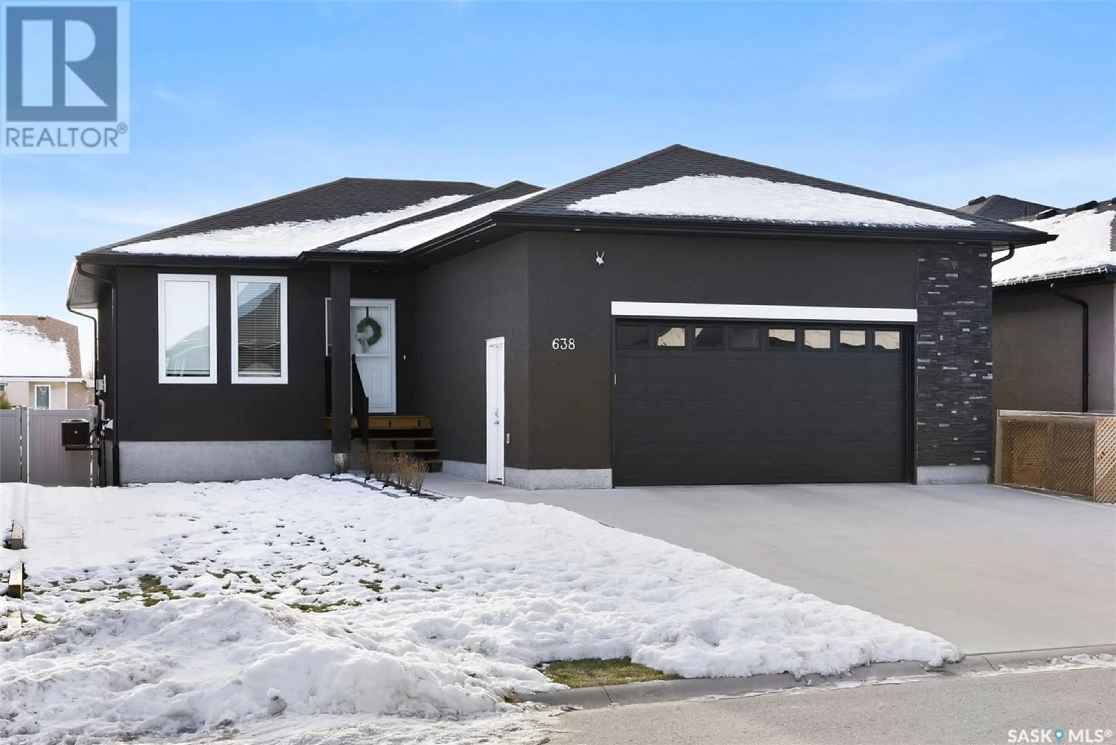 Home with vinyl exterior material for 638 Aspen CRESCENT, Pilot Butte Saskatchewan S0G3Z0