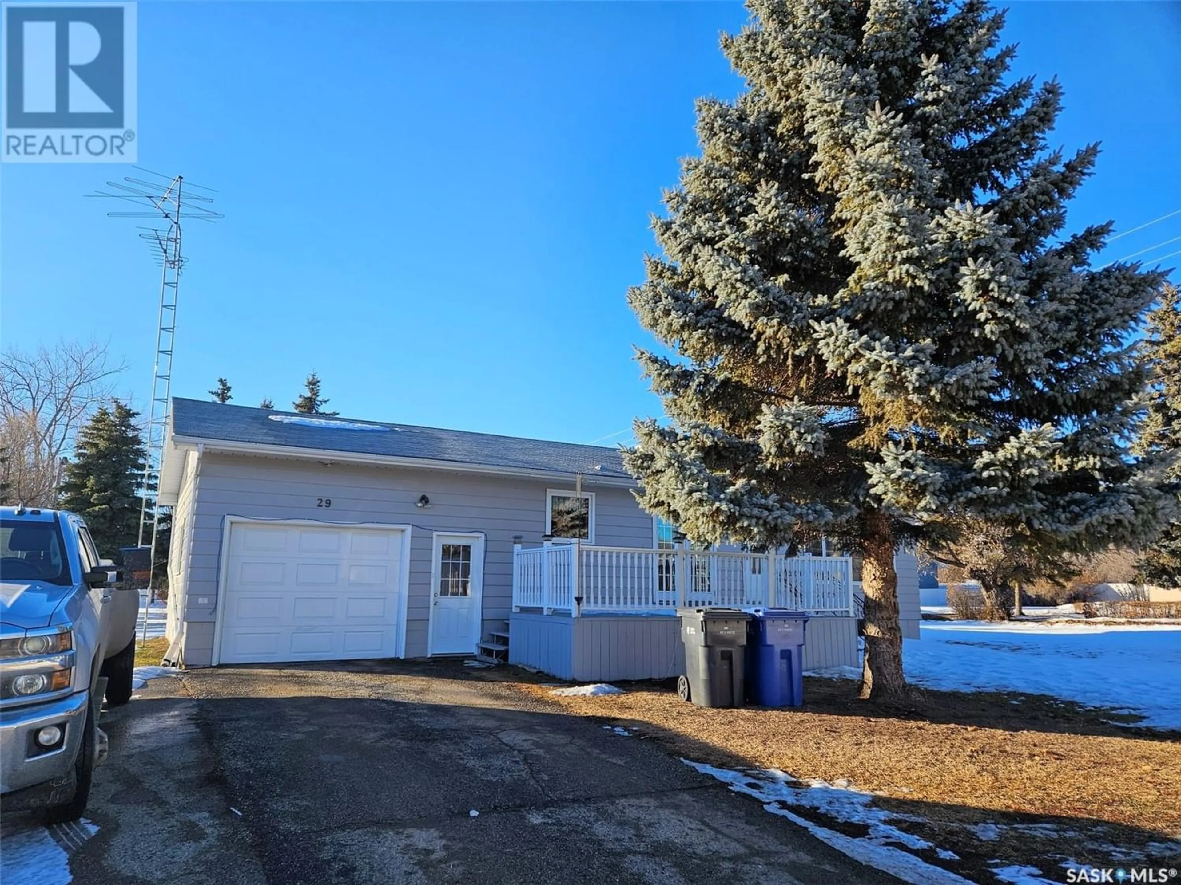 A pic from exterior of the house or condo for 29 Warren STREET, Redvers Saskatchewan S0C2H0