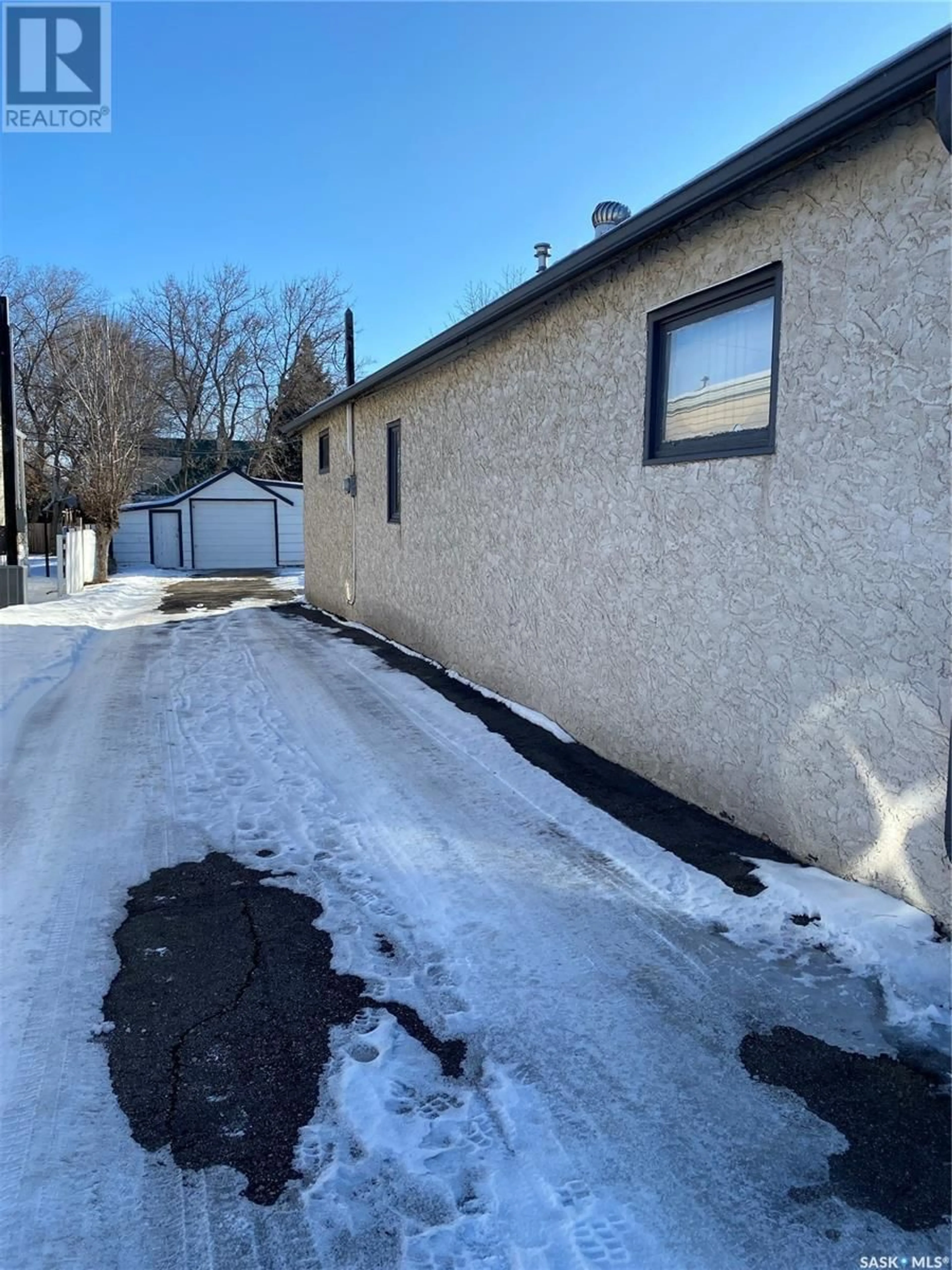 Frontside or backside of a home for 317 Aldridge STREET, Bienfait Saskatchewan S0C0M0