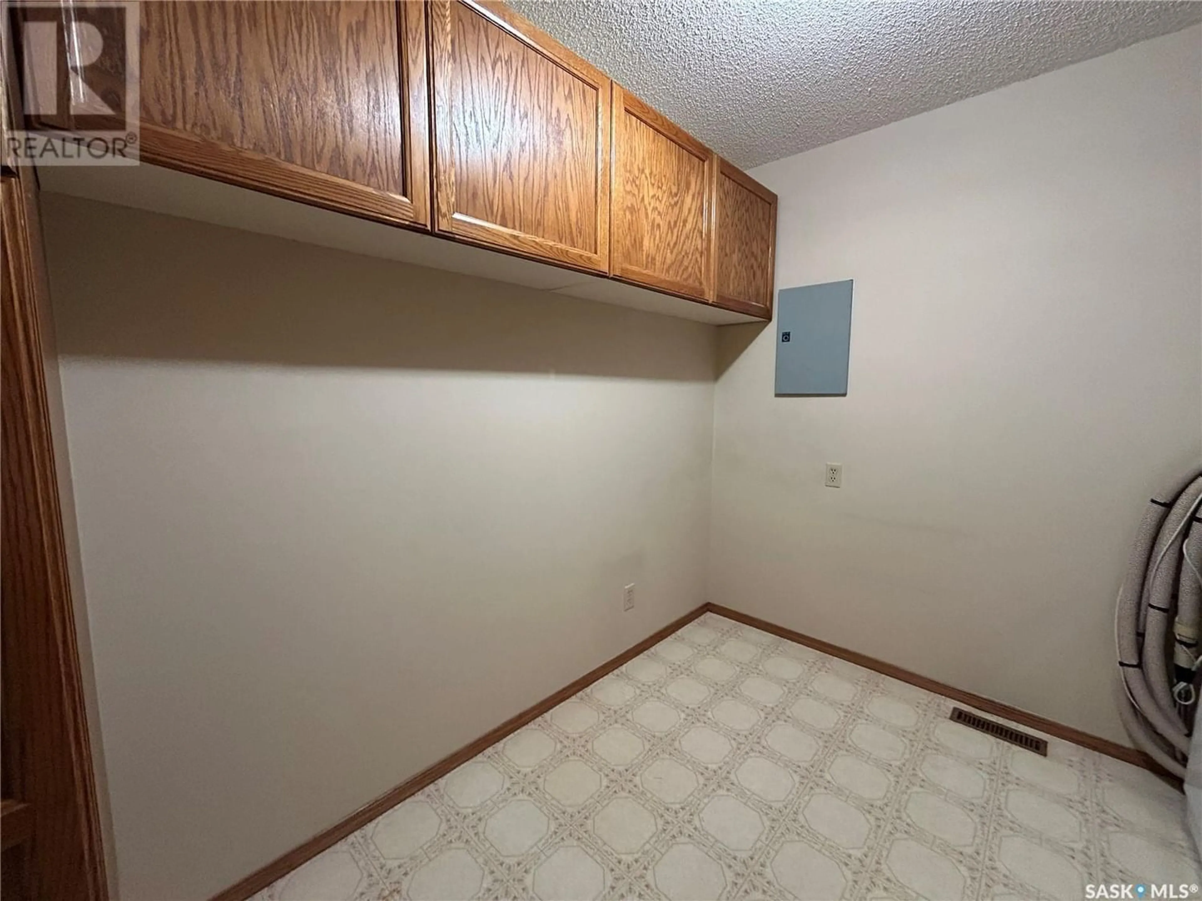 A pic of a room for 204 800 Hartney PLACE, Weyburn Saskatchewan S4H0L8