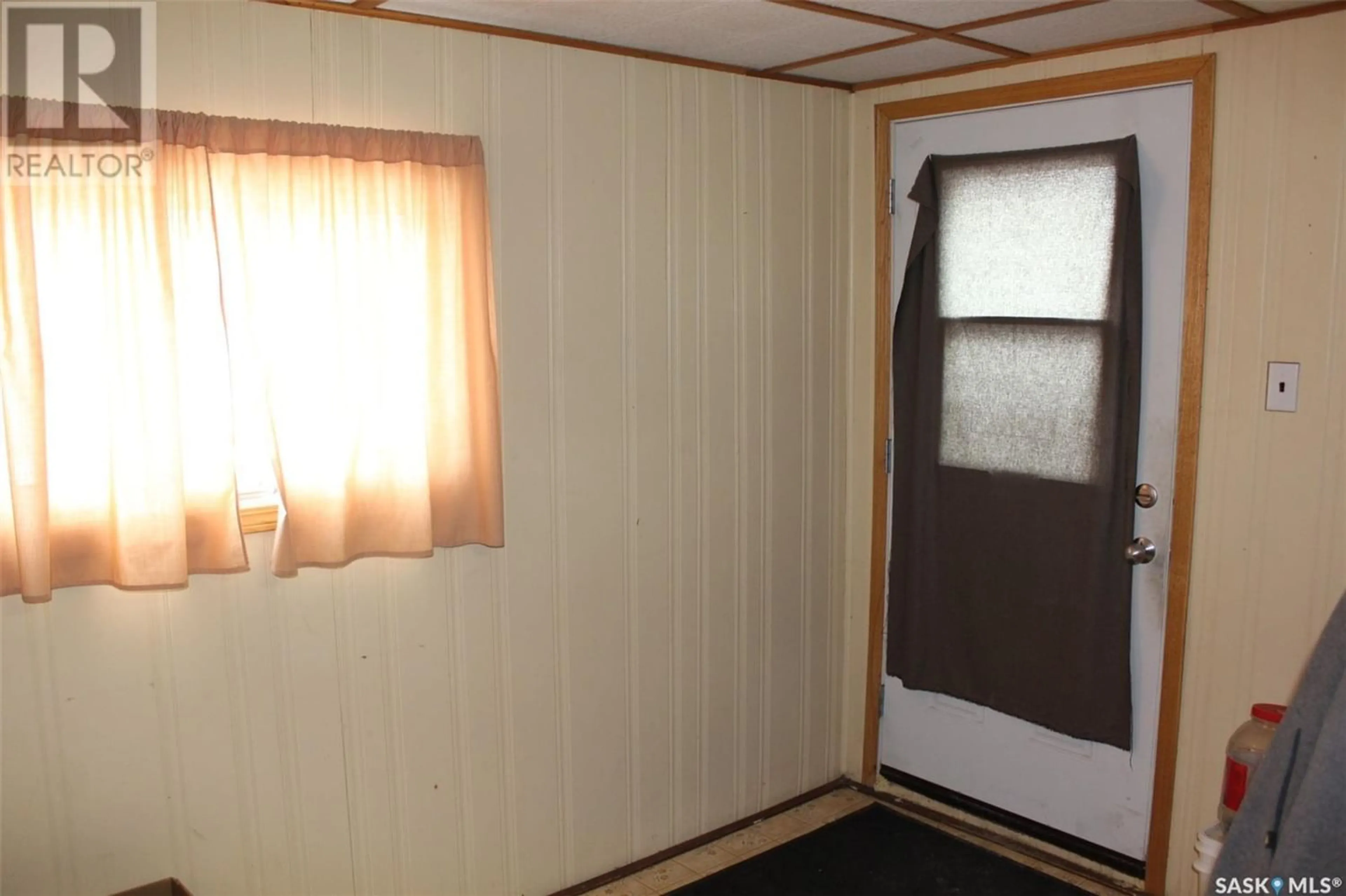 A pic of a room for 903 4th STREET S, Weyburn Saskatchewan S4H2G6