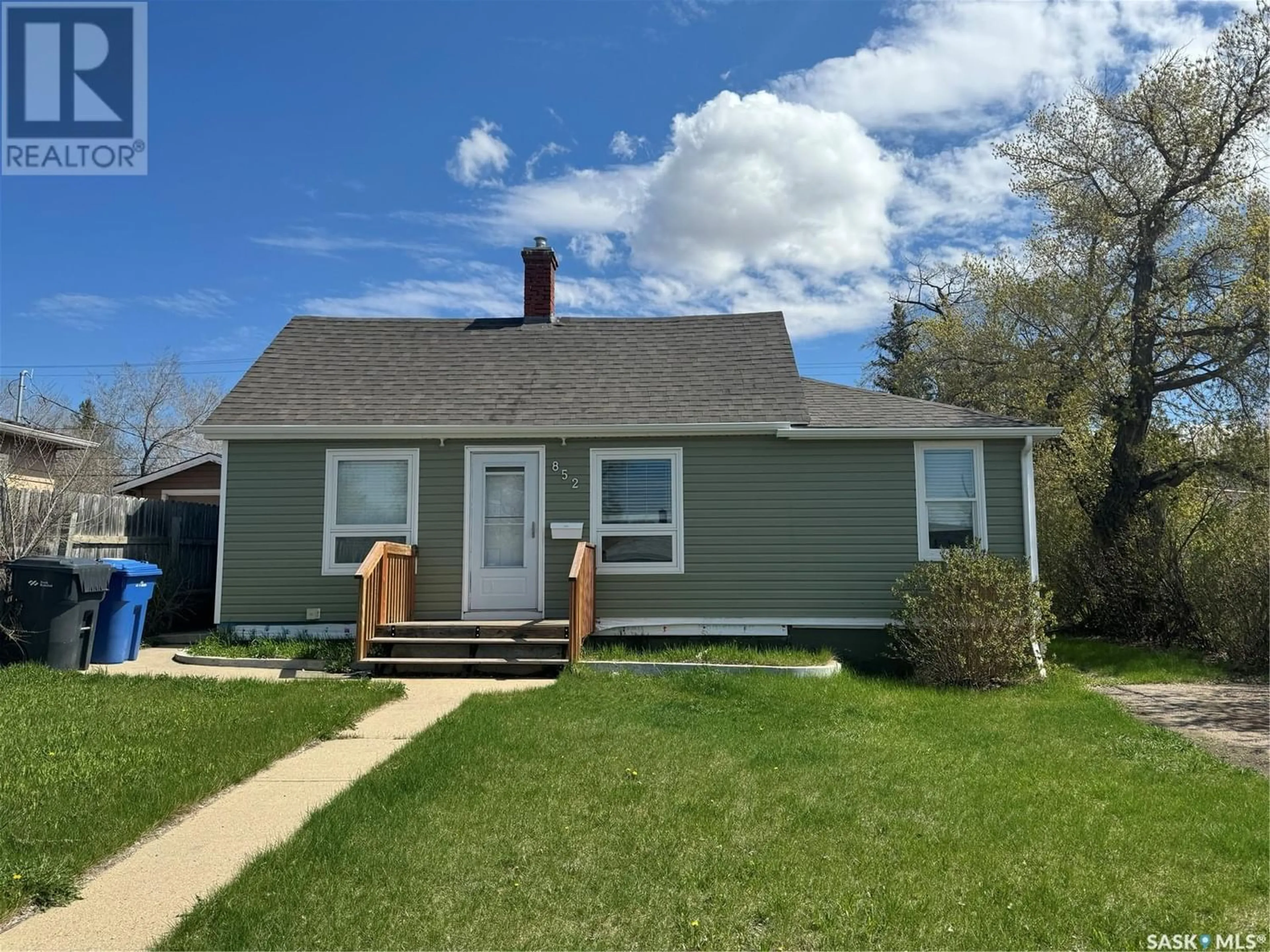 Frontside or backside of a home for 852 109th STREET, North Battleford Saskatchewan S9A2C8