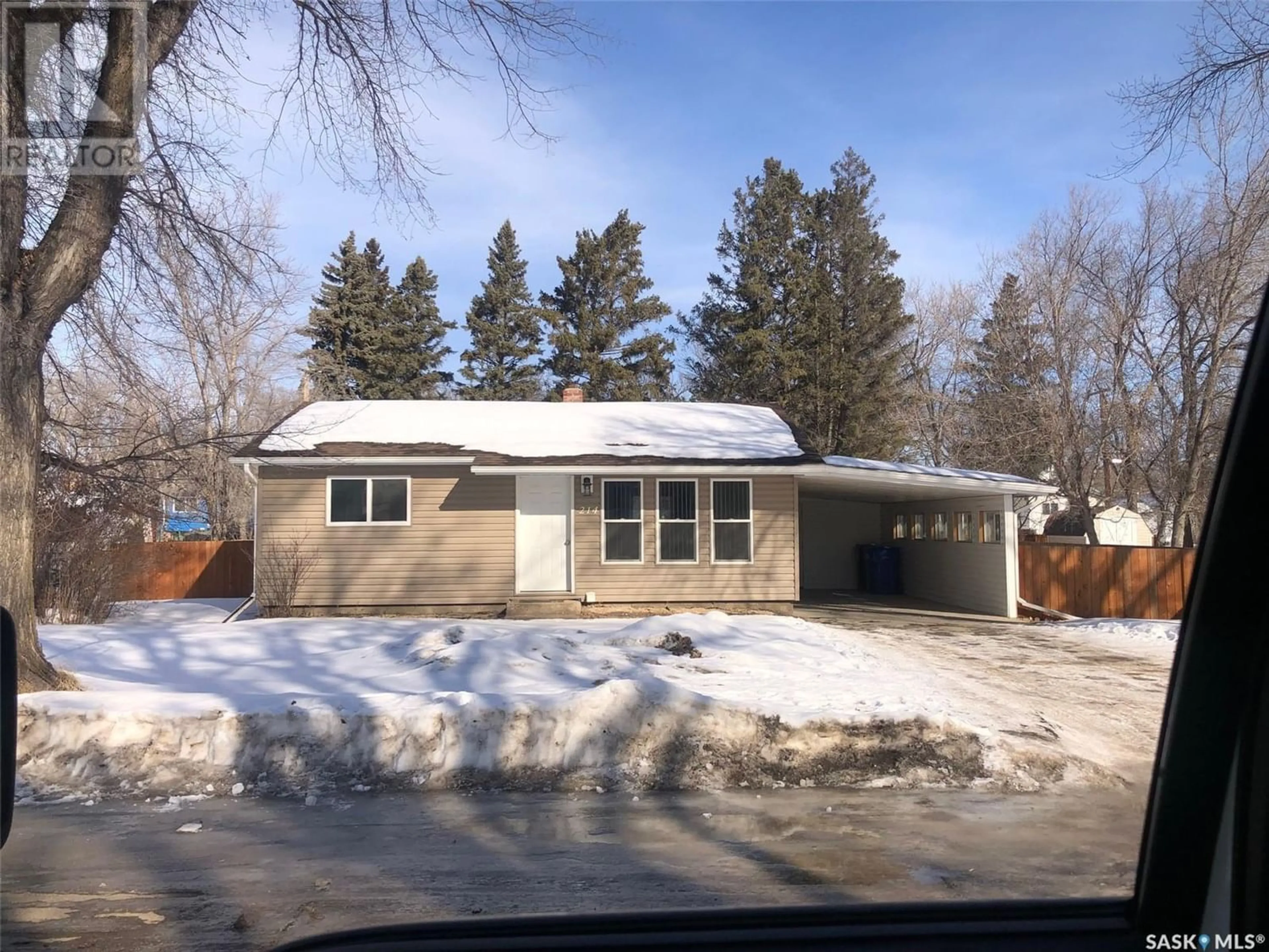 Home with unknown exterior material for 214 6th AVENUE E, Canora Saskatchewan S0A0L0
