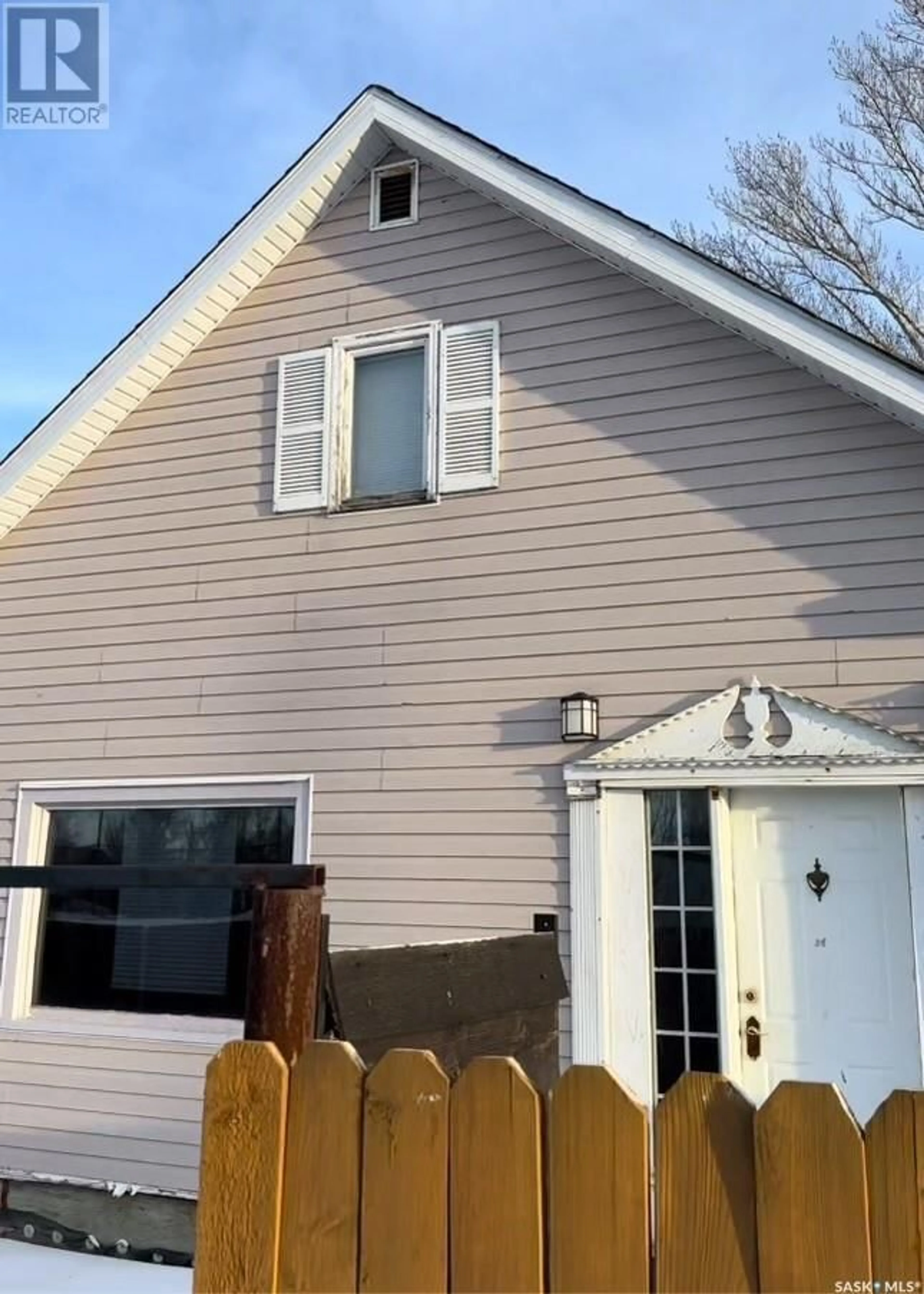 Home with unknown exterior material for 213 Broadway STREET, Sedley Saskatchewan S0G4K0