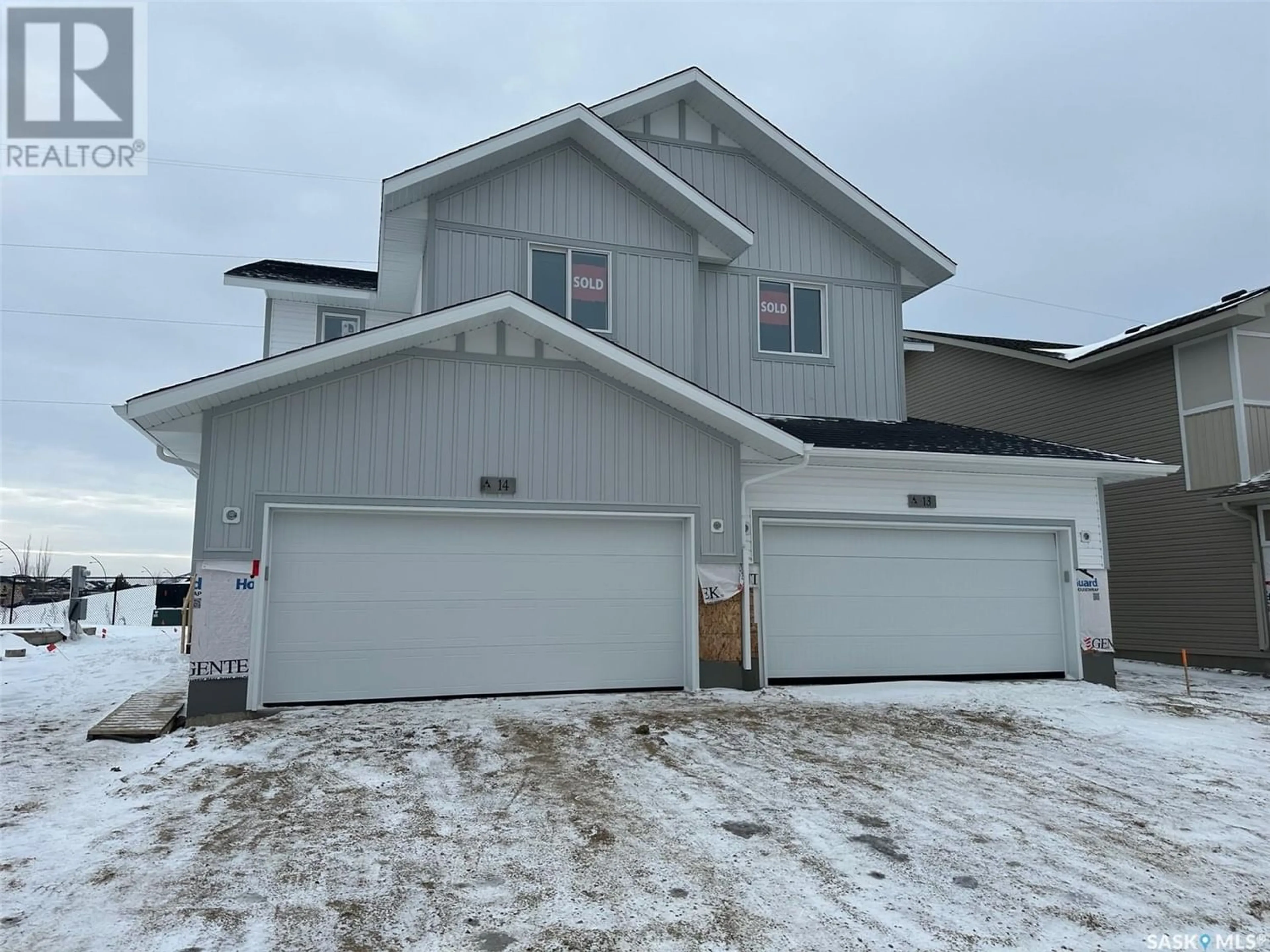 Frontside or backside of a home for 15 115 Feheregyhazi BOULEVARD, Saskatoon Saskatchewan S7W1J6
