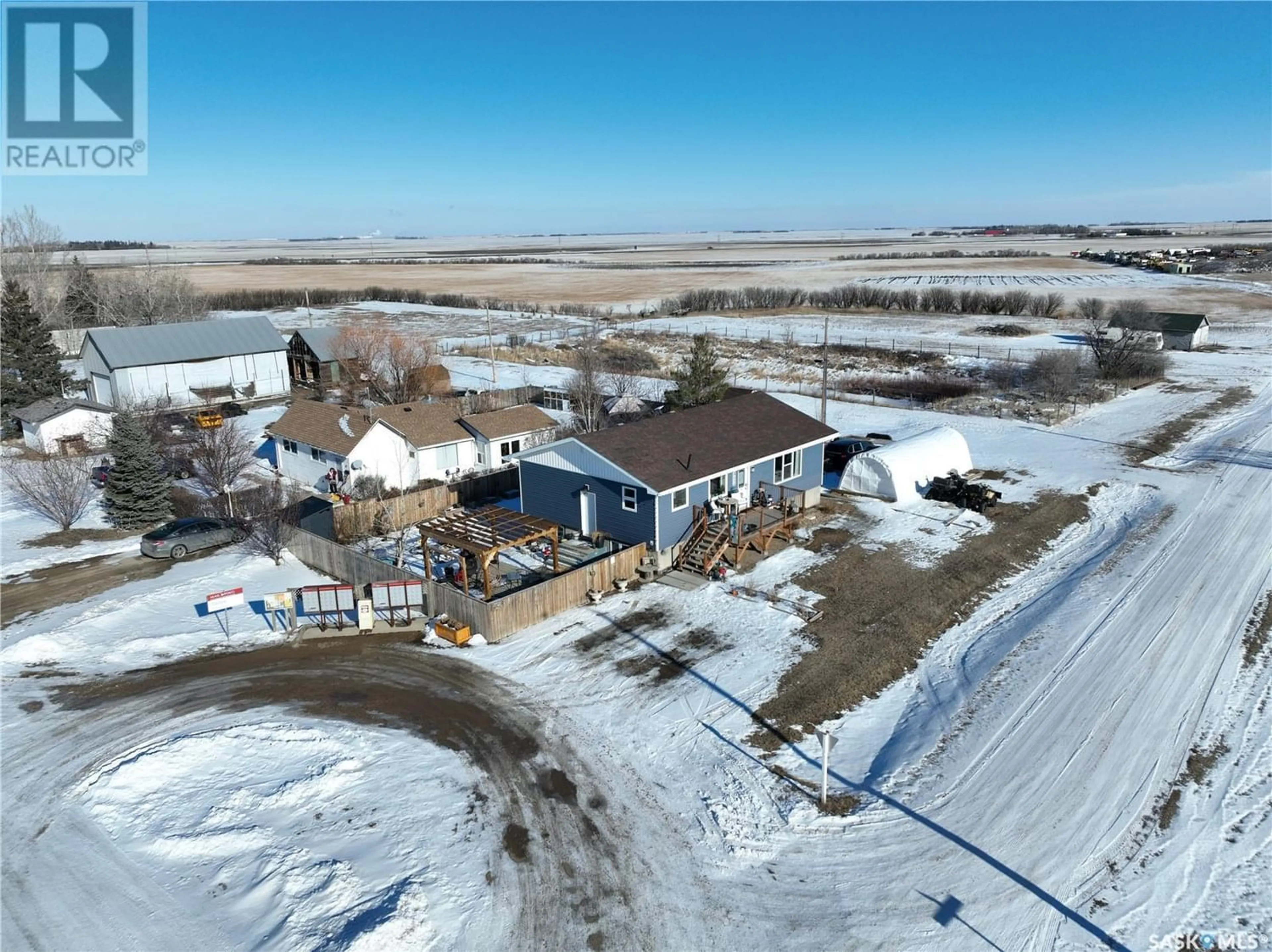 A pic from exterior of the house or condo for 4 Saskatchewan AVENUE, Tuxford Saskatchewan S0H4C0