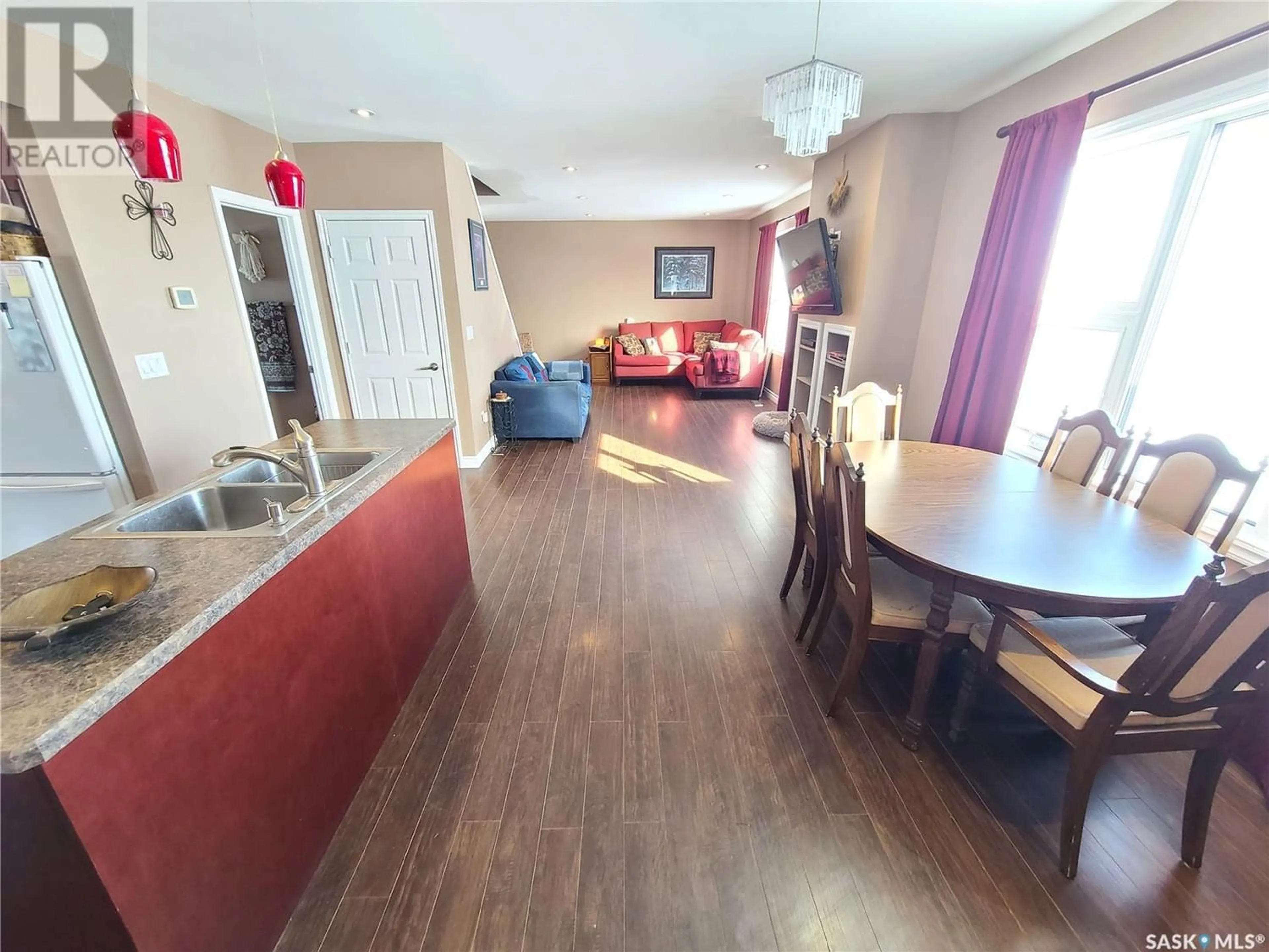 Dining room for RM Lomond Acreage, Lomond Rm No. 37 Saskatchewan S4H0T1