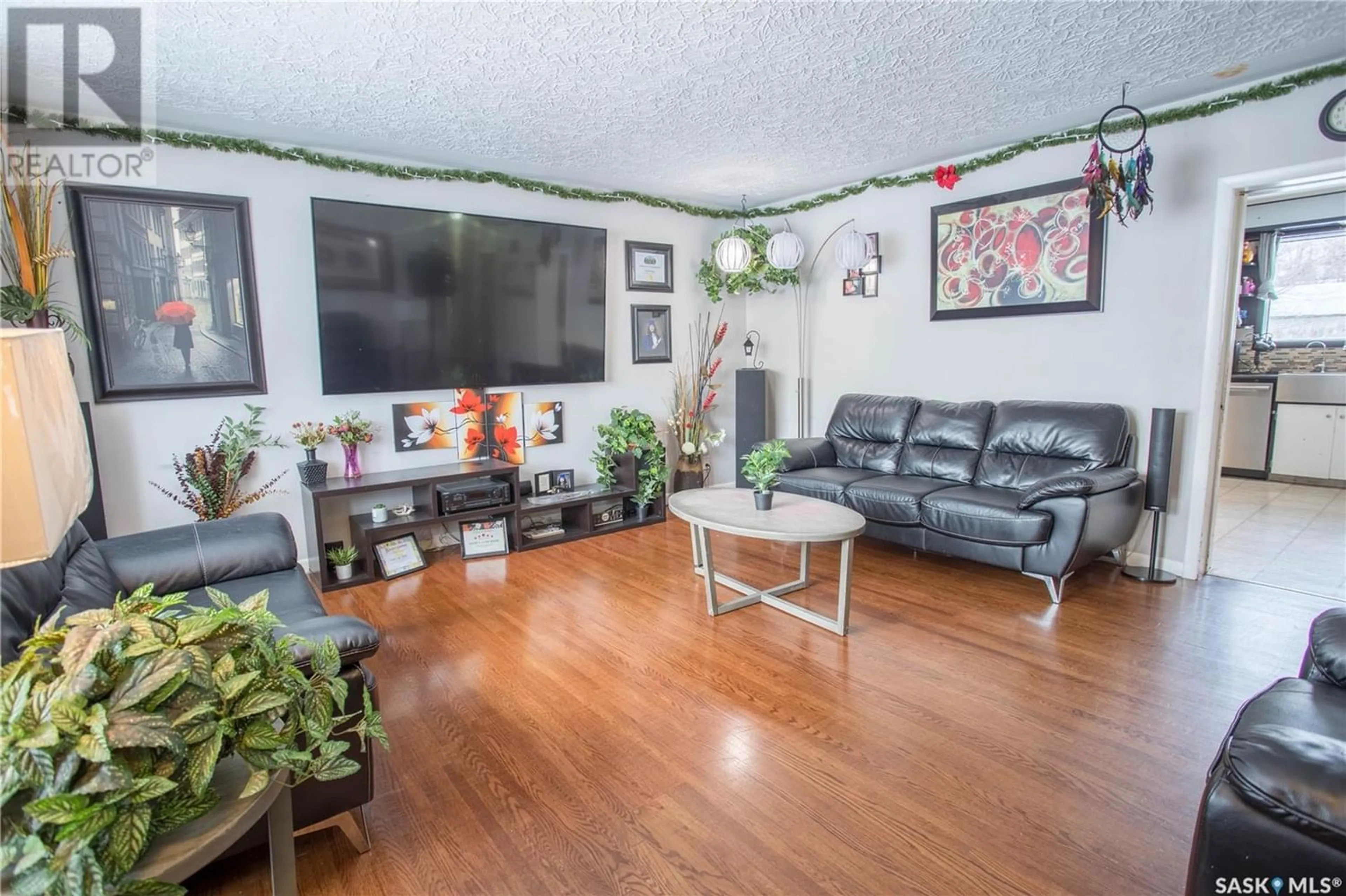 Living room for 1352 94th STREET, North Battleford Saskatchewan S9A0E2