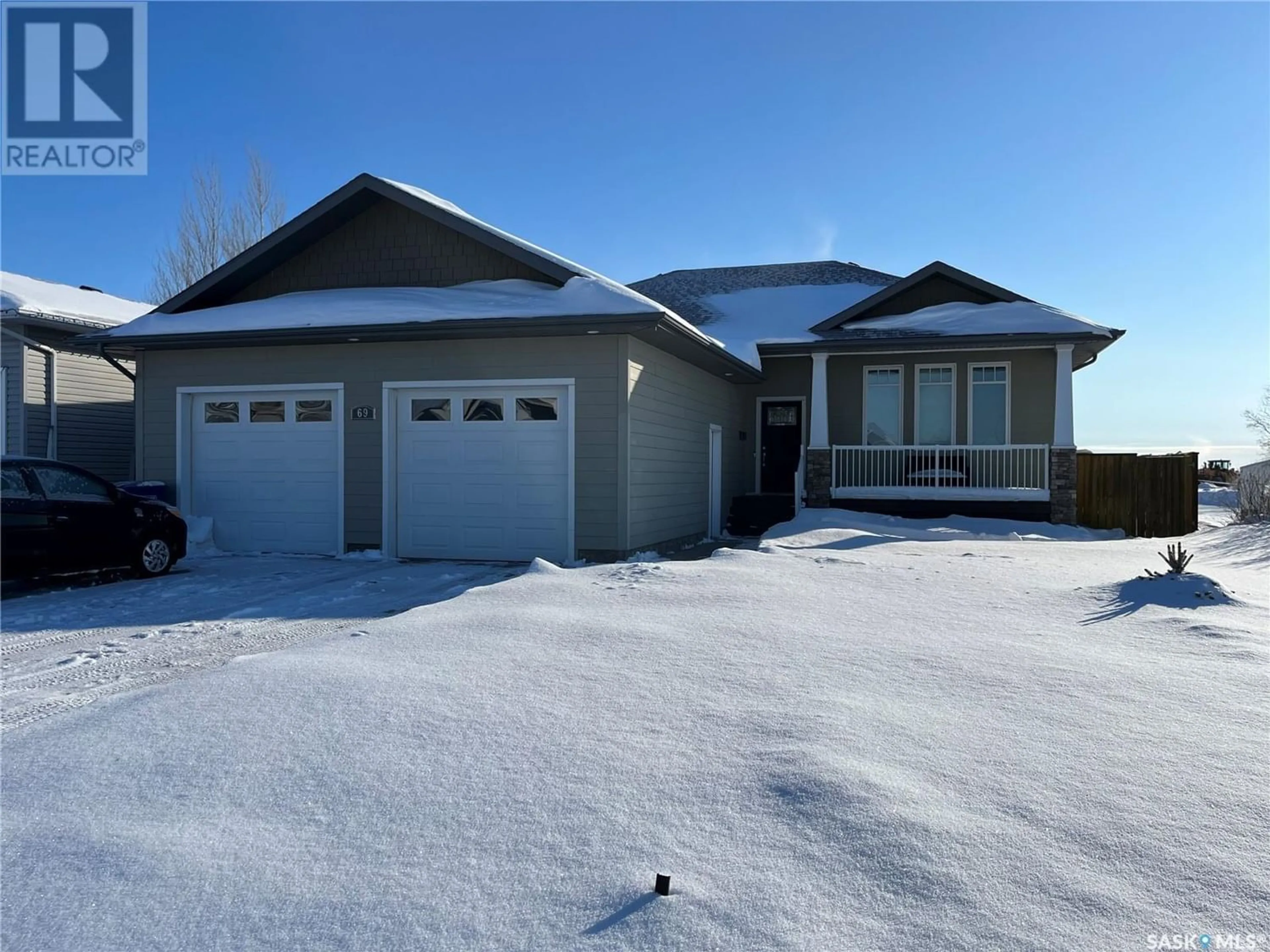 Frontside or backside of a home for 69 Laskin CRESCENT, Humboldt Saskatchewan S0K2A0