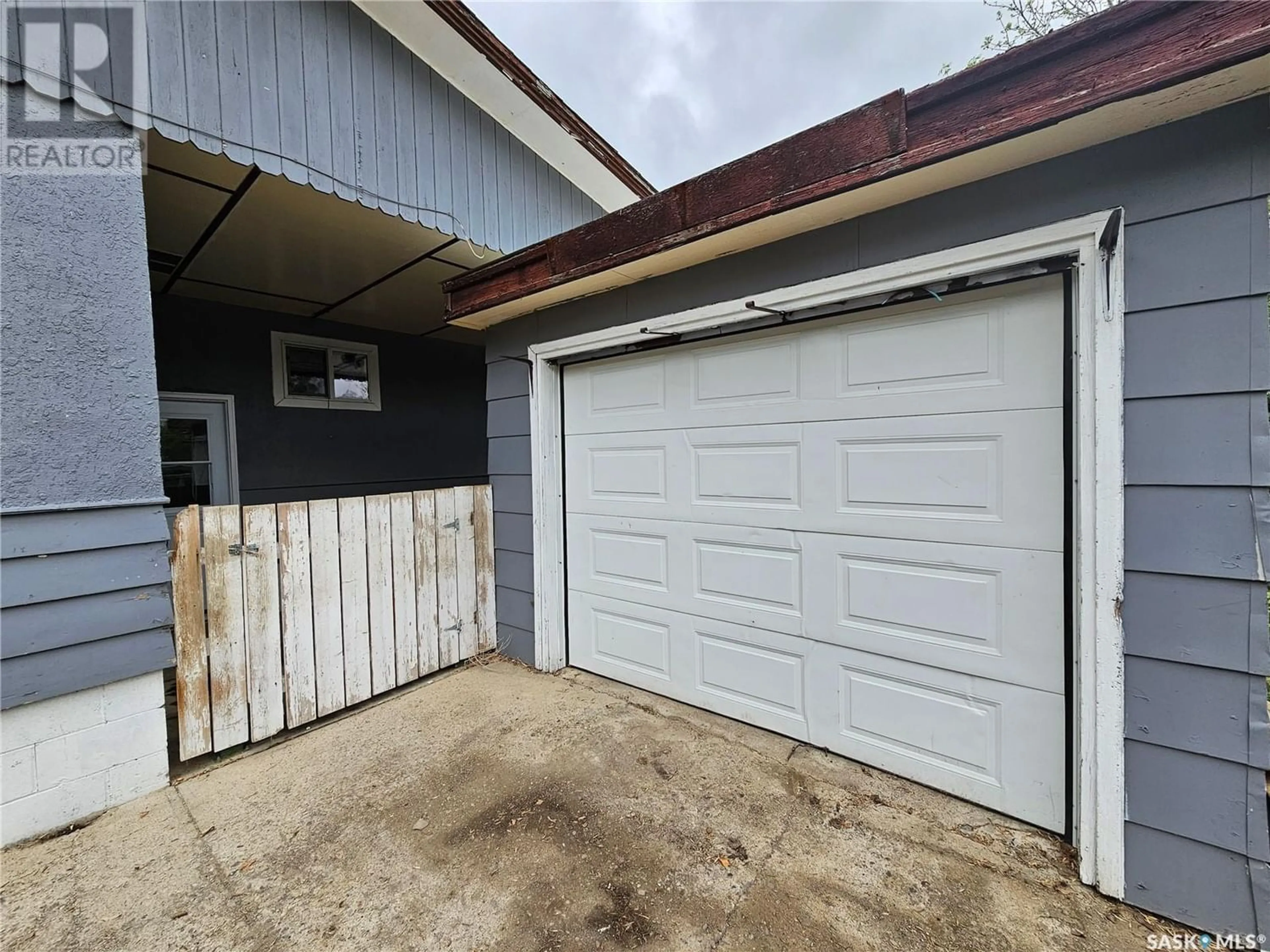 Indoor garage for 419 Annable STREET, Herbert Saskatchewan S0H2A0