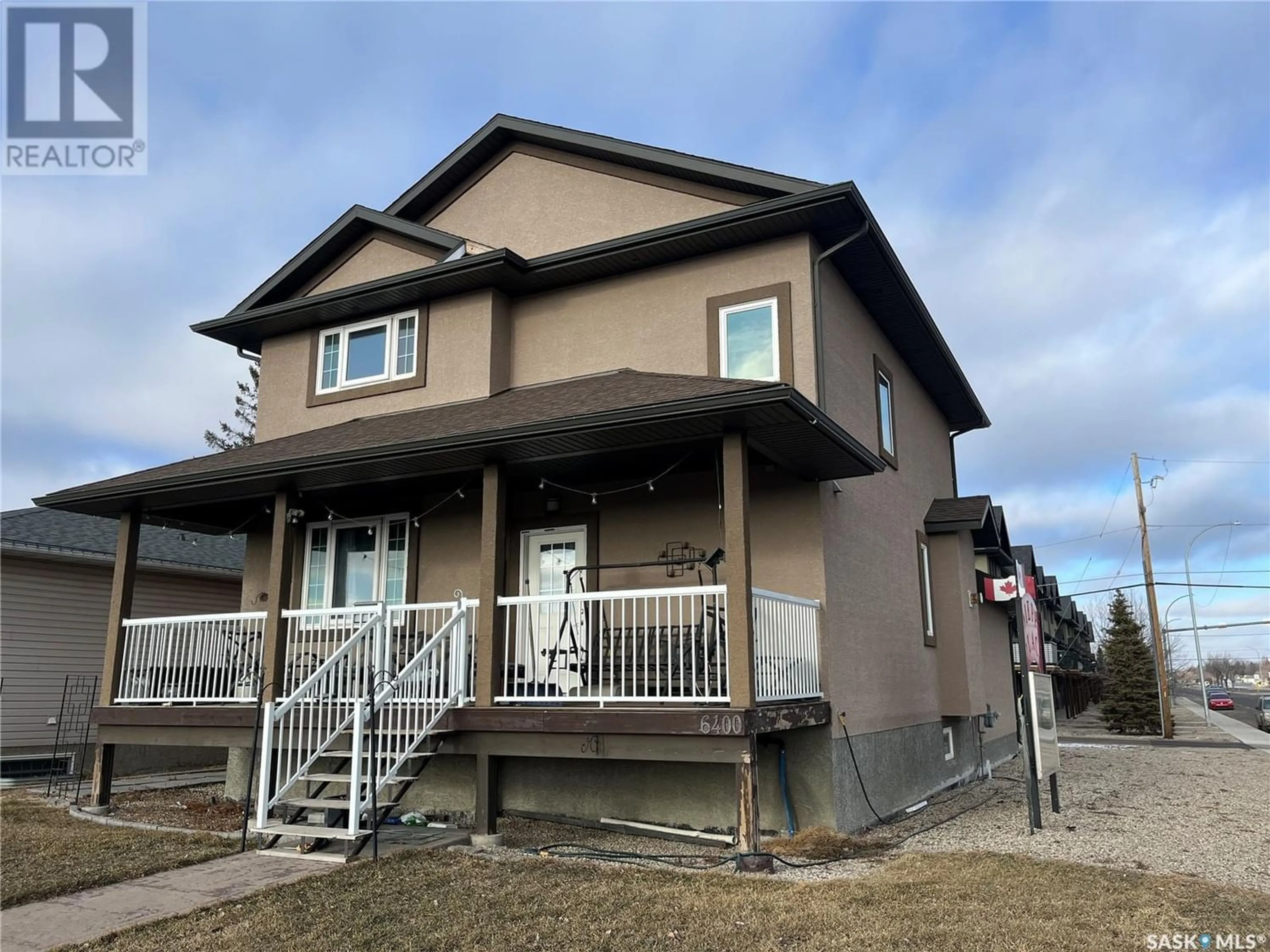 Frontside or backside of a home for 6400 Dewdney AVENUE, Regina Saskatchewan S4T1E4