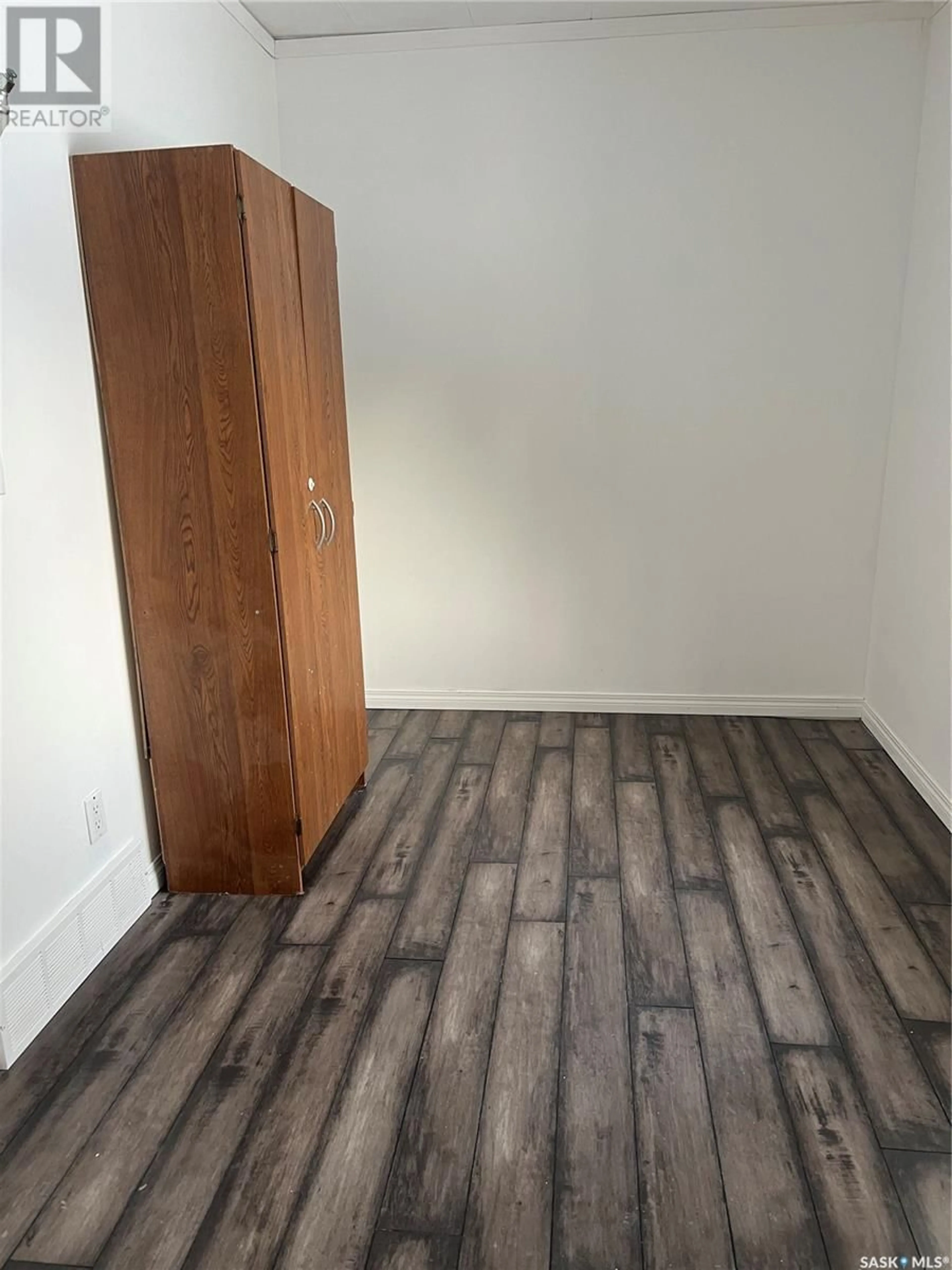 A pic of a room for 230 Oak STREET, Porcupine Plain Saskatchewan S0E1H0