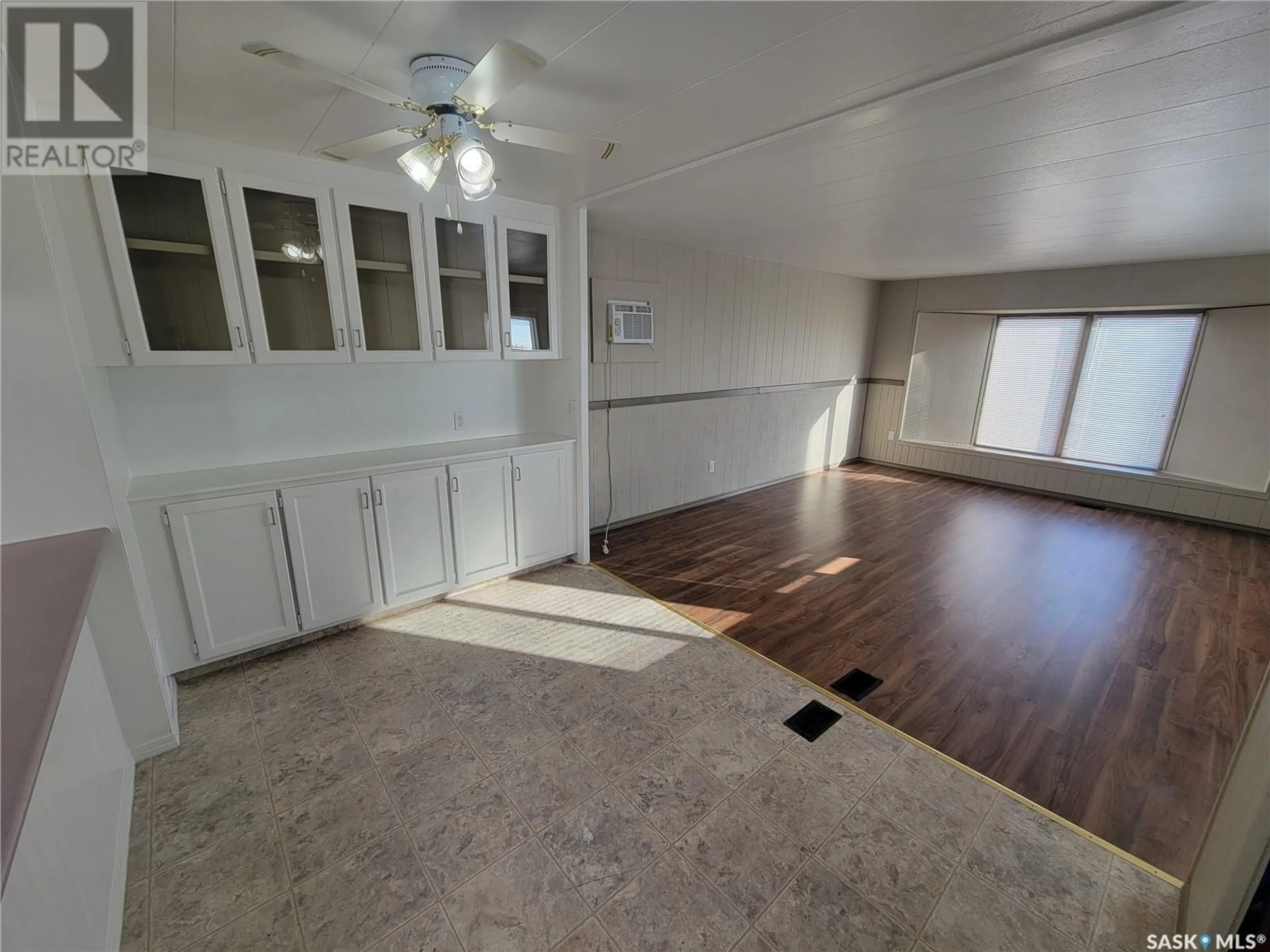 A pic of a room, unknown floor for 5 Mirror ROAD, Macklin Saskatchewan S0L2C0