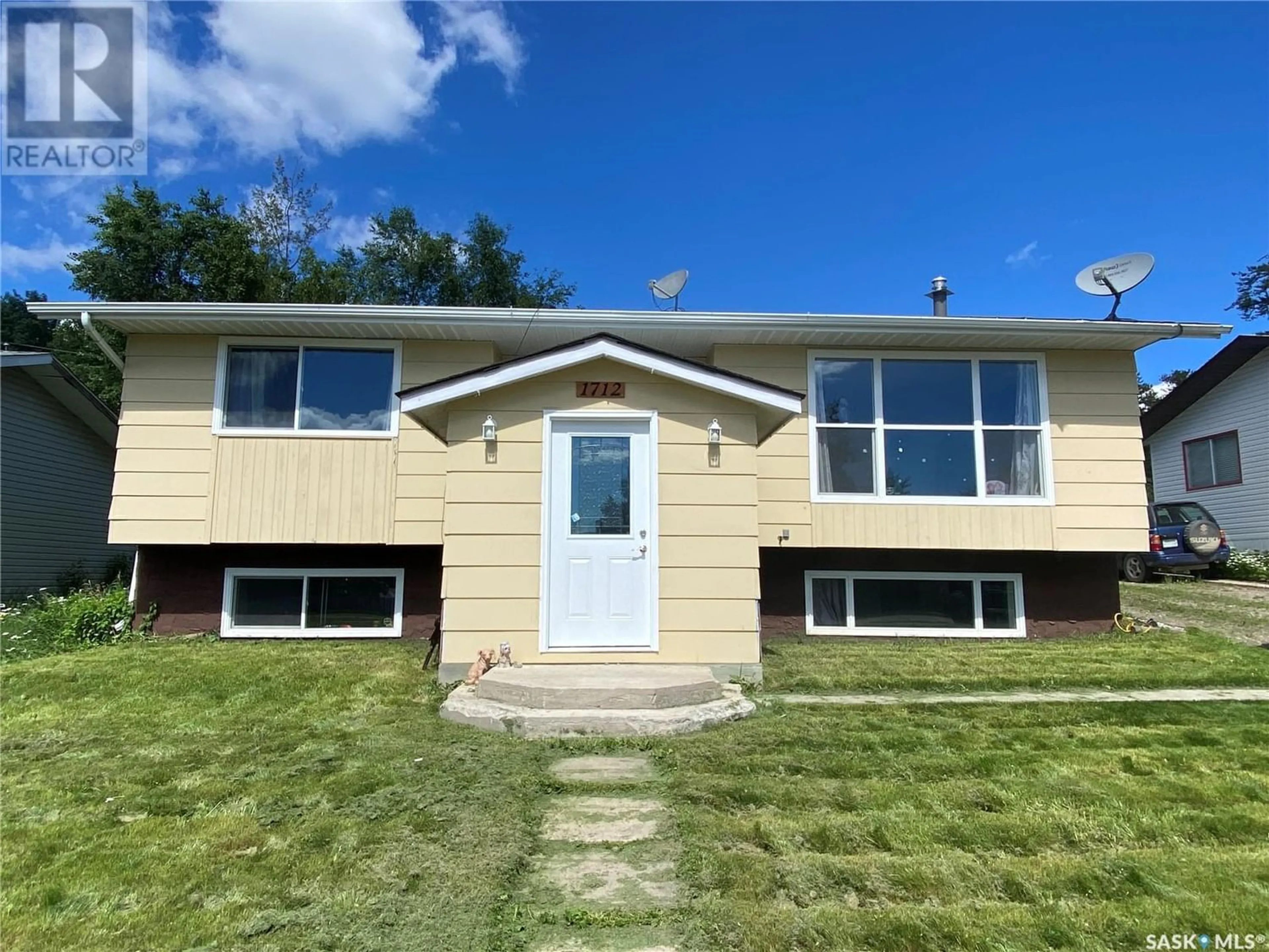Frontside or backside of a home for 1712 Lawton CRESCENT, La Ronge Saskatchewan S0J1L0