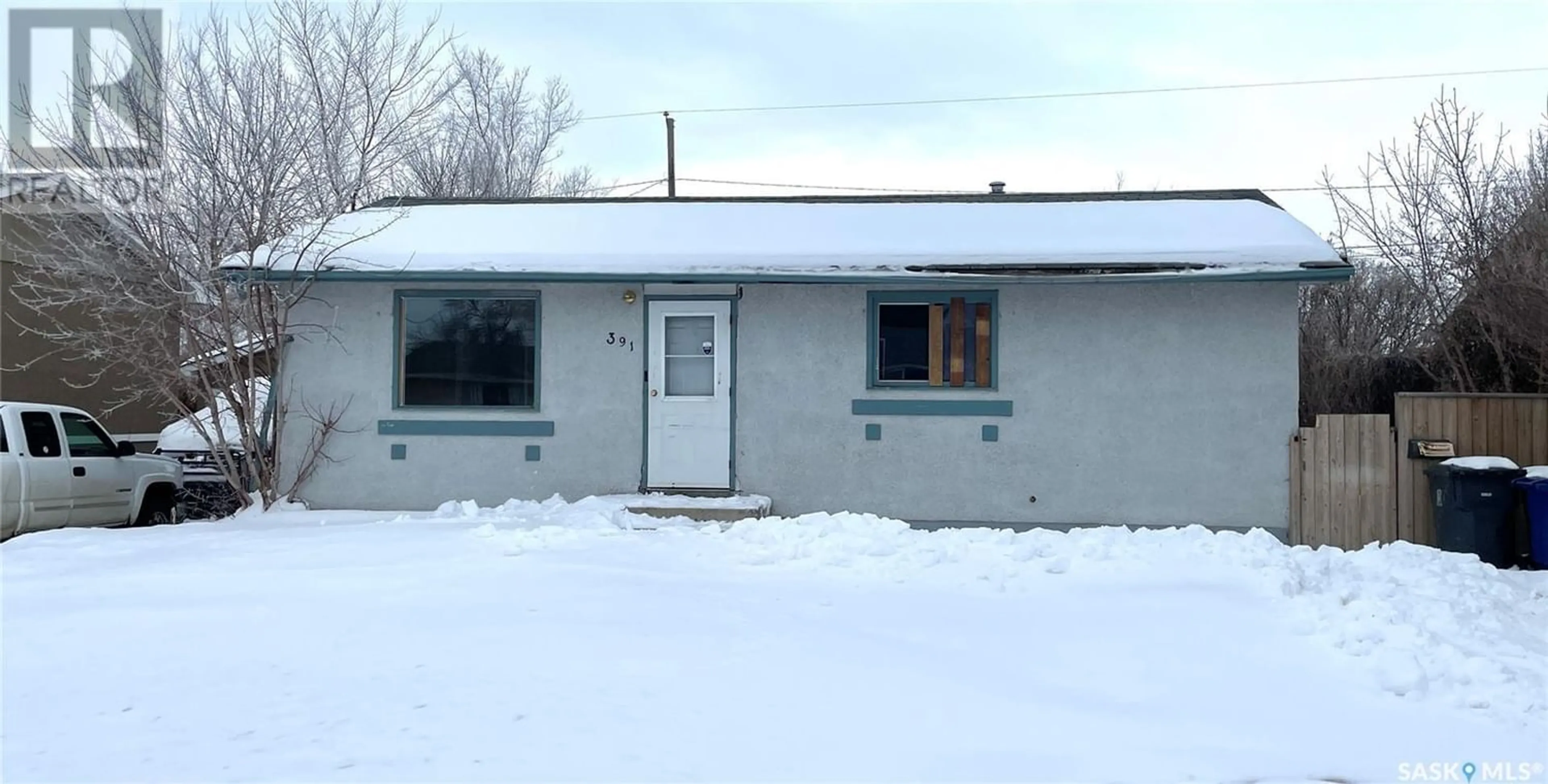 Frontside or backside of a home for 391 33rd STREET, Battleford Saskatchewan S0M0E0