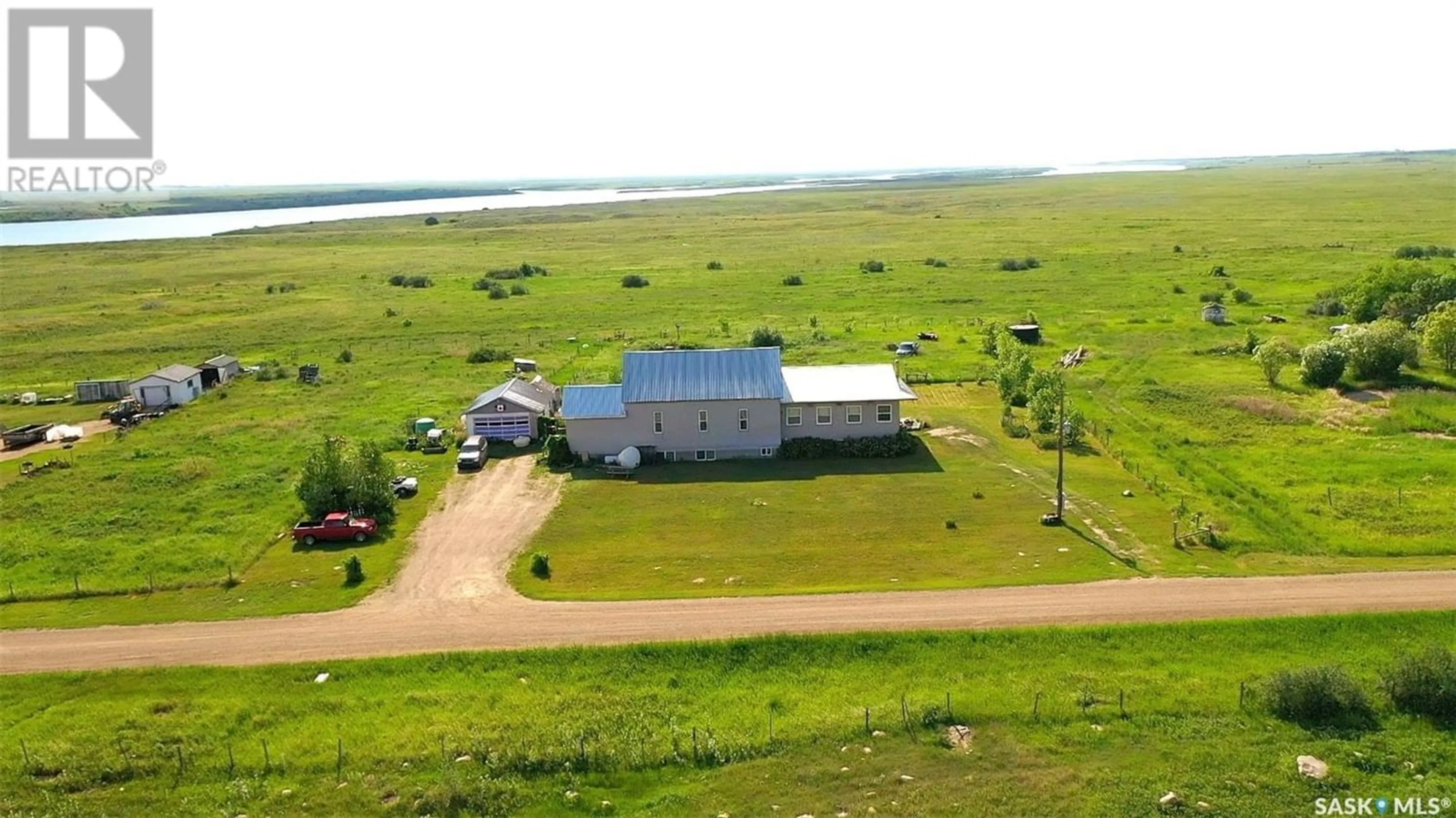 Cottage for Estevan (Hitchcock) acreage 2 acres, Estevan Rm No. 5 Saskatchewan S4A2K9
