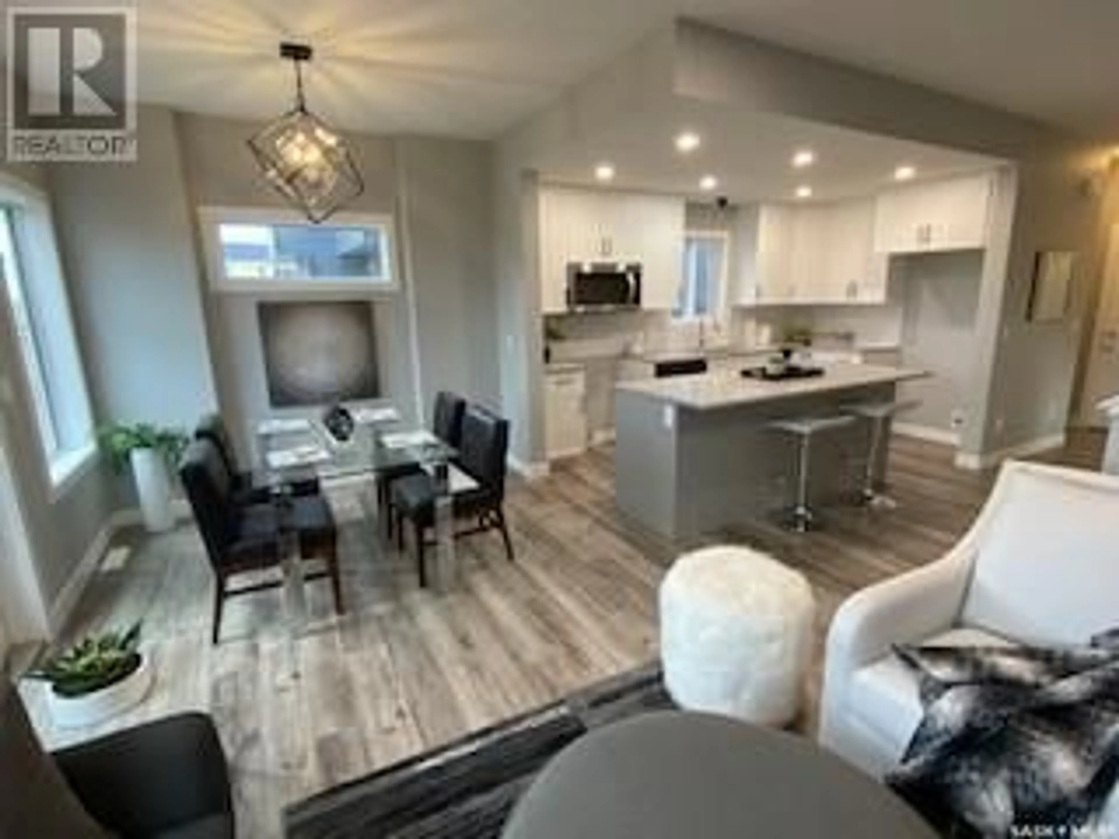 Contemporary kitchen for 312 Pepper PLACE, Saskatoon Saskatchewan S7V1S7