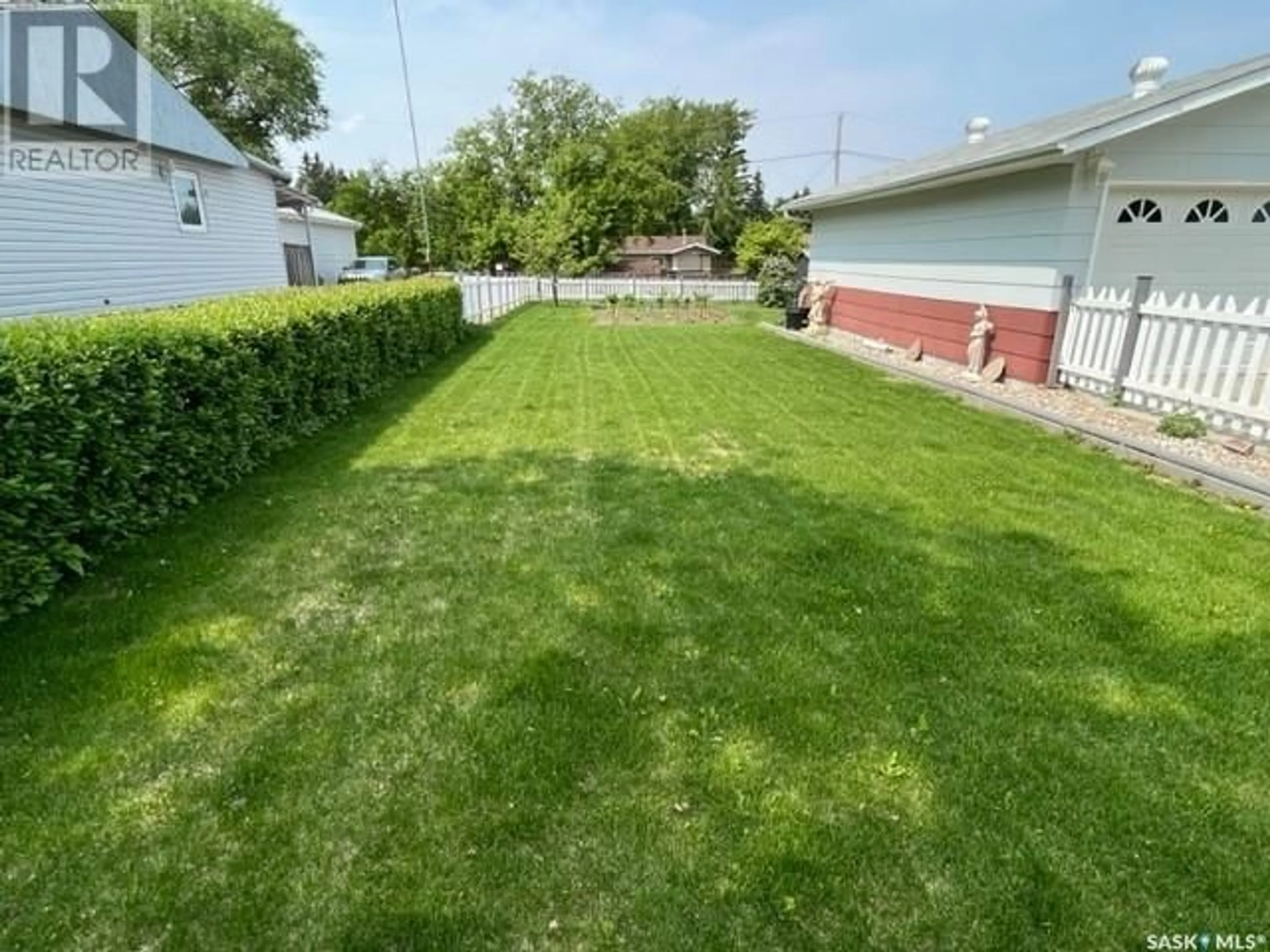 Fenced yard for 305 3rd STREET, Star City Saskatchewan S0E1P0