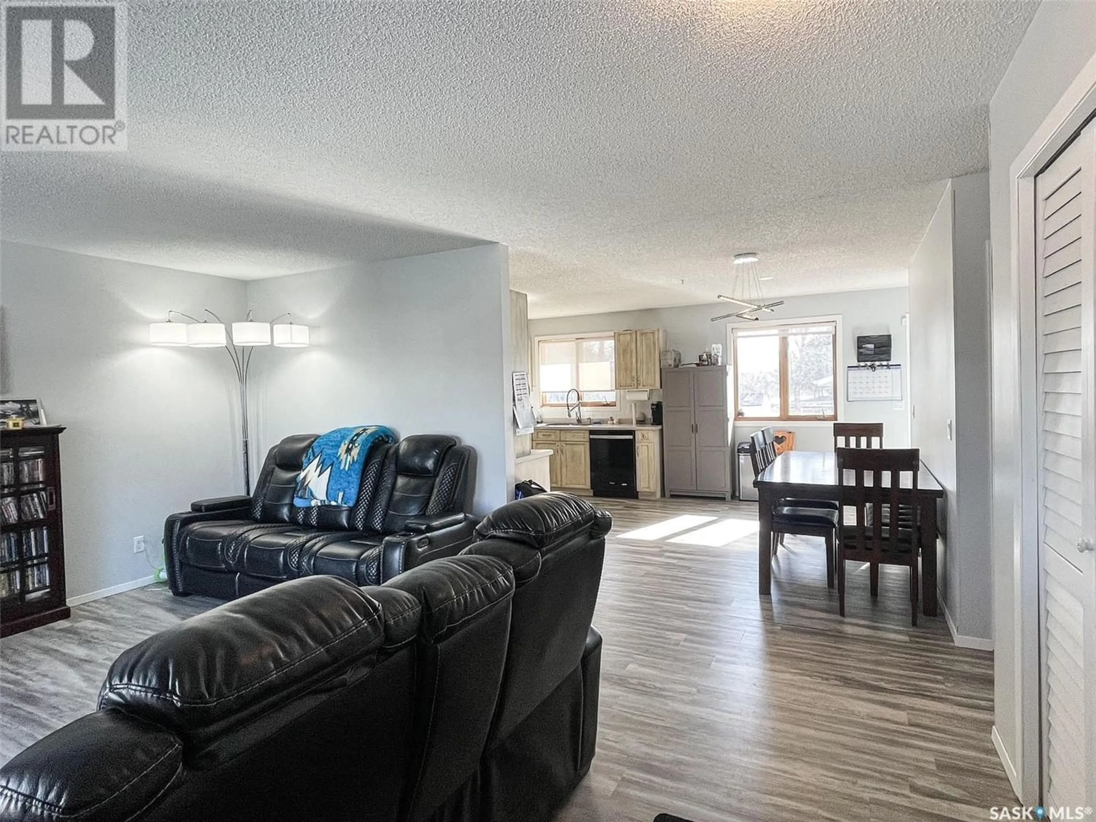 A pic of a room for 306 Woodman AVENUE, Meadow Lake Saskatchewan S9X1H3