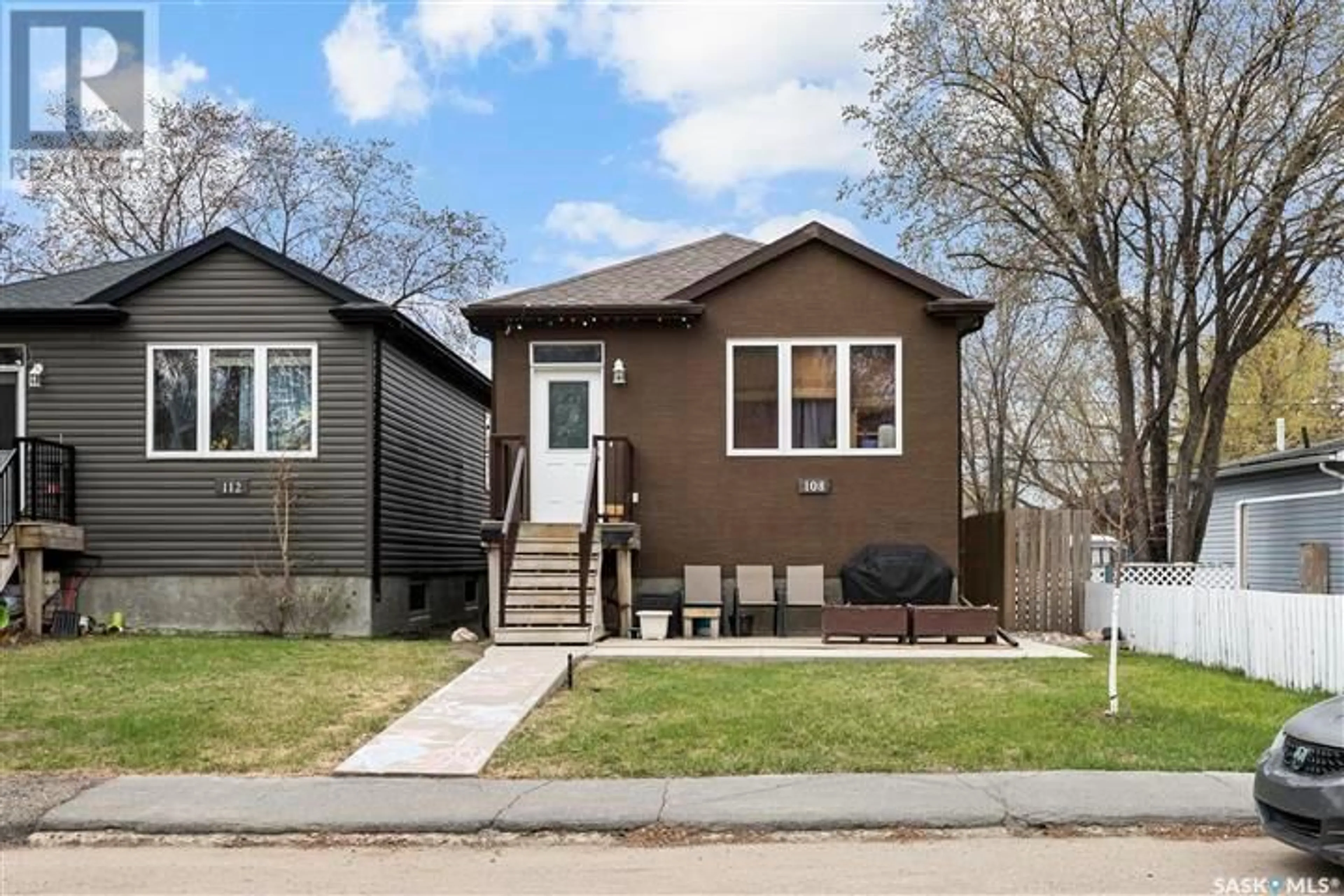 Frontside or backside of a home for 108 Osler STREET, Regina Saskatchewan S4R1V2