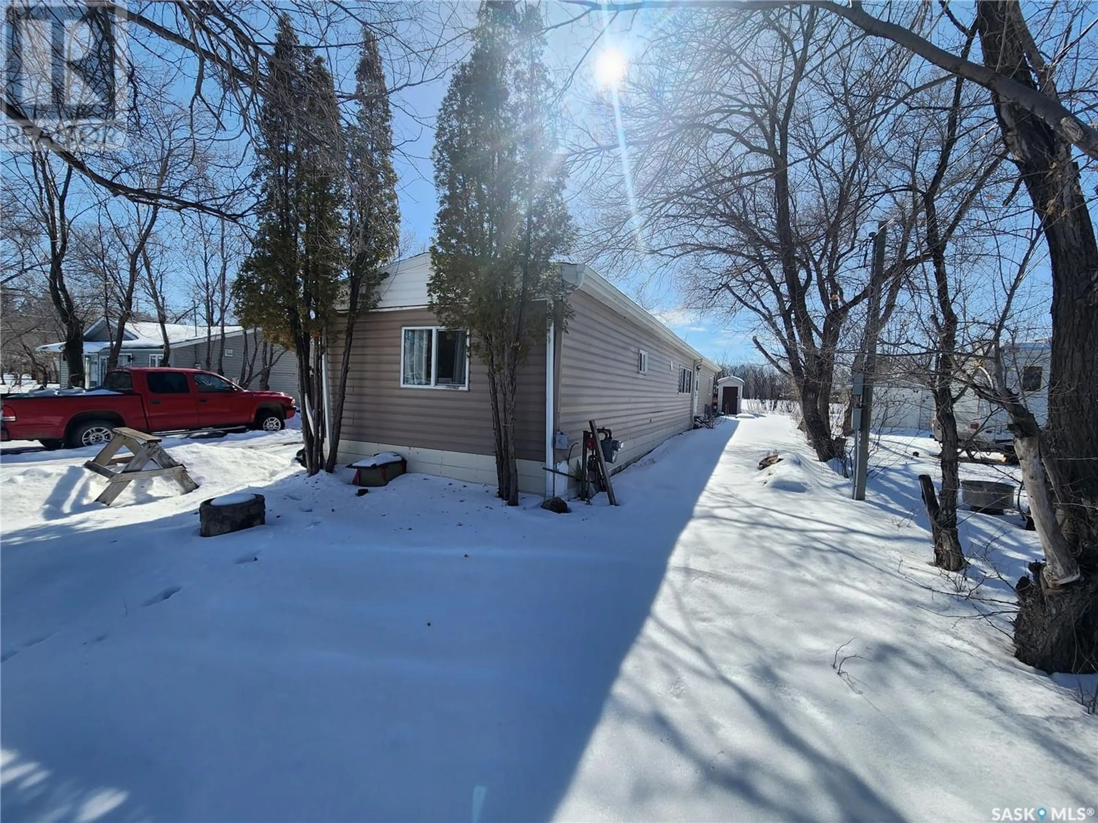 A pic from exterior of the house or condo for 63 Donald PLACE, Alice Beach Saskatchewan S0G1C0