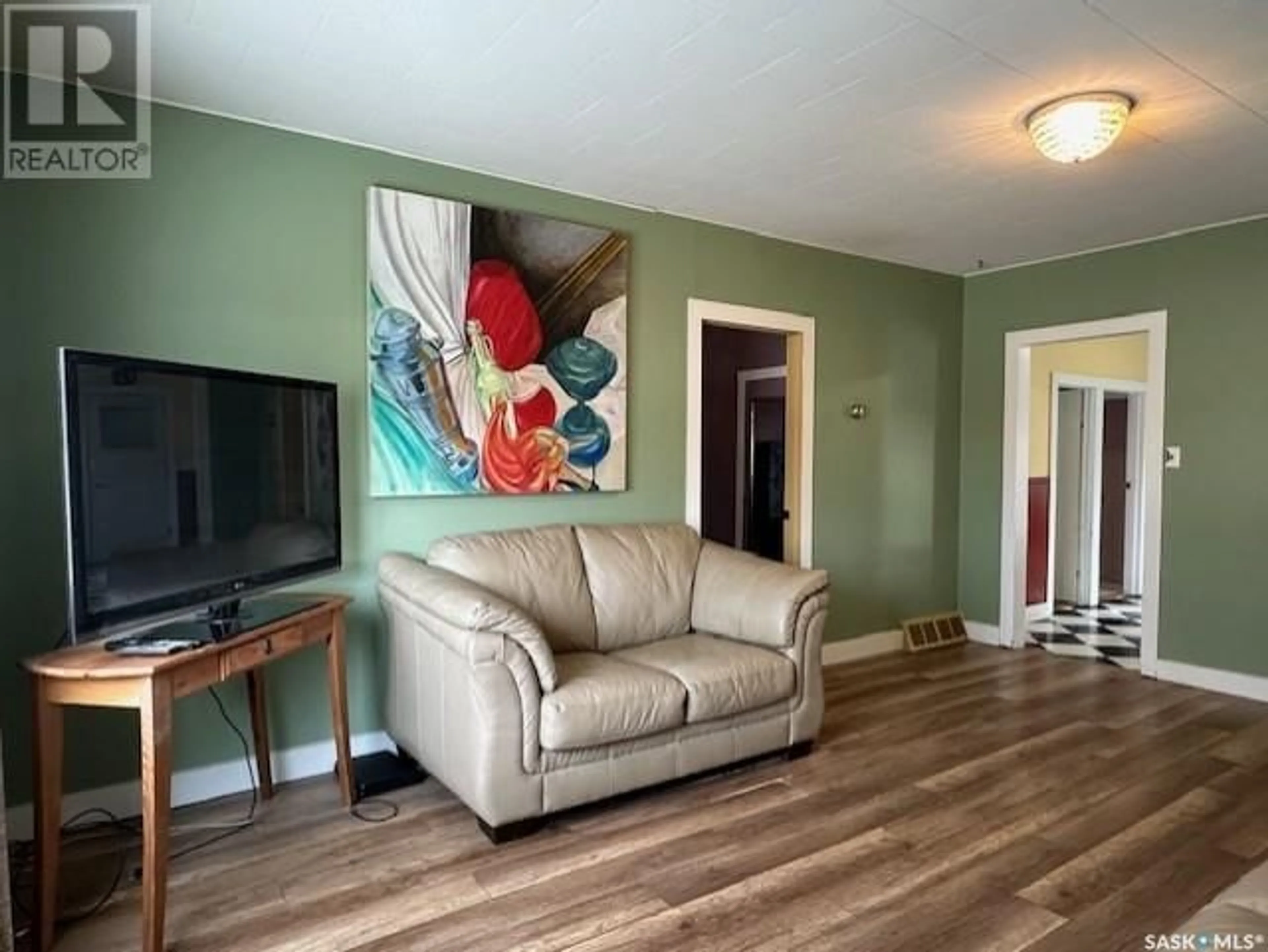 Living room for 305 Louis STREET, Neudorf Saskatchewan S0A2T0
