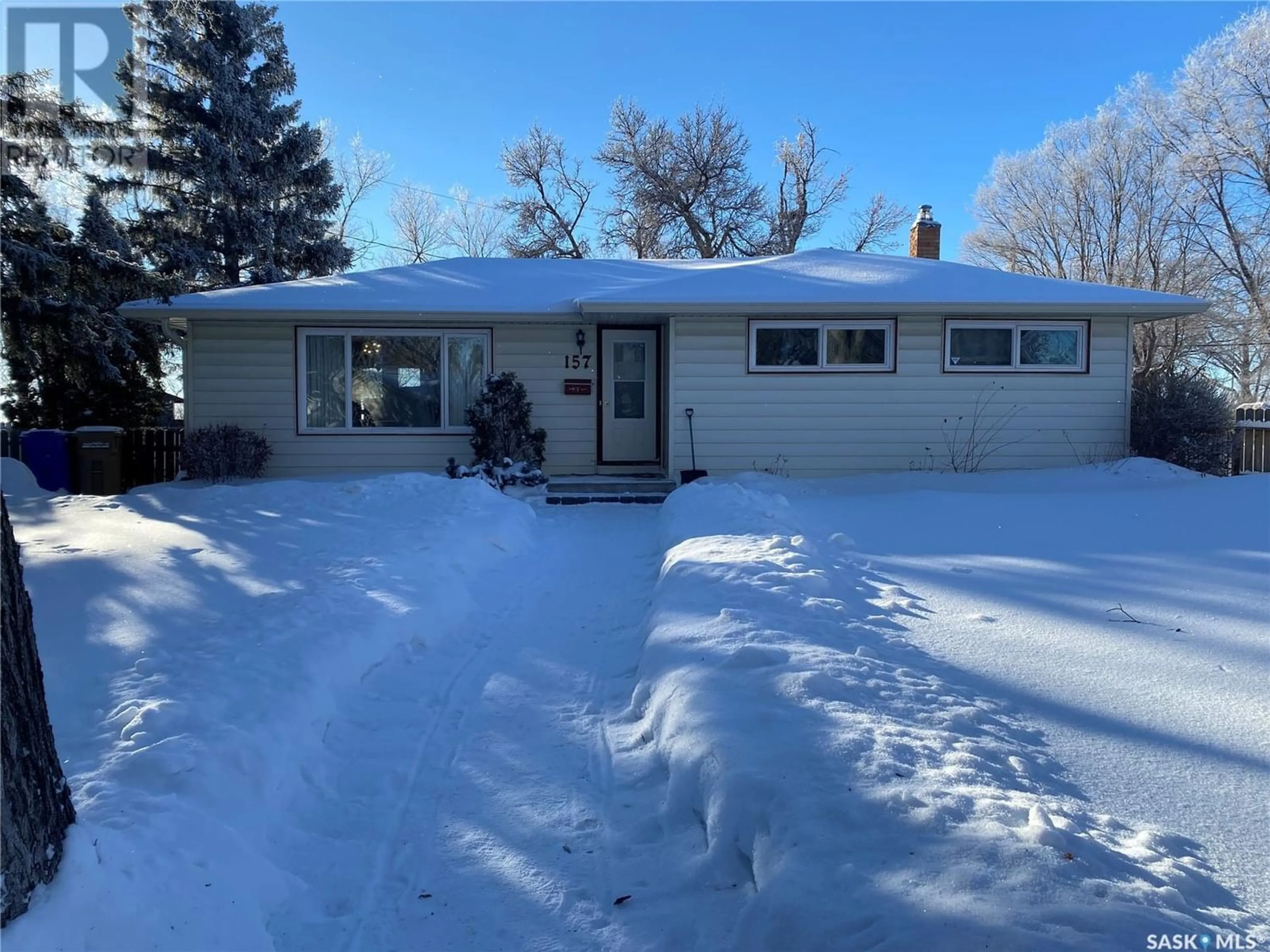 Frontside or backside of a home for 157 Riddell CRESCENT, Regina Saskatchewan S4S5T3