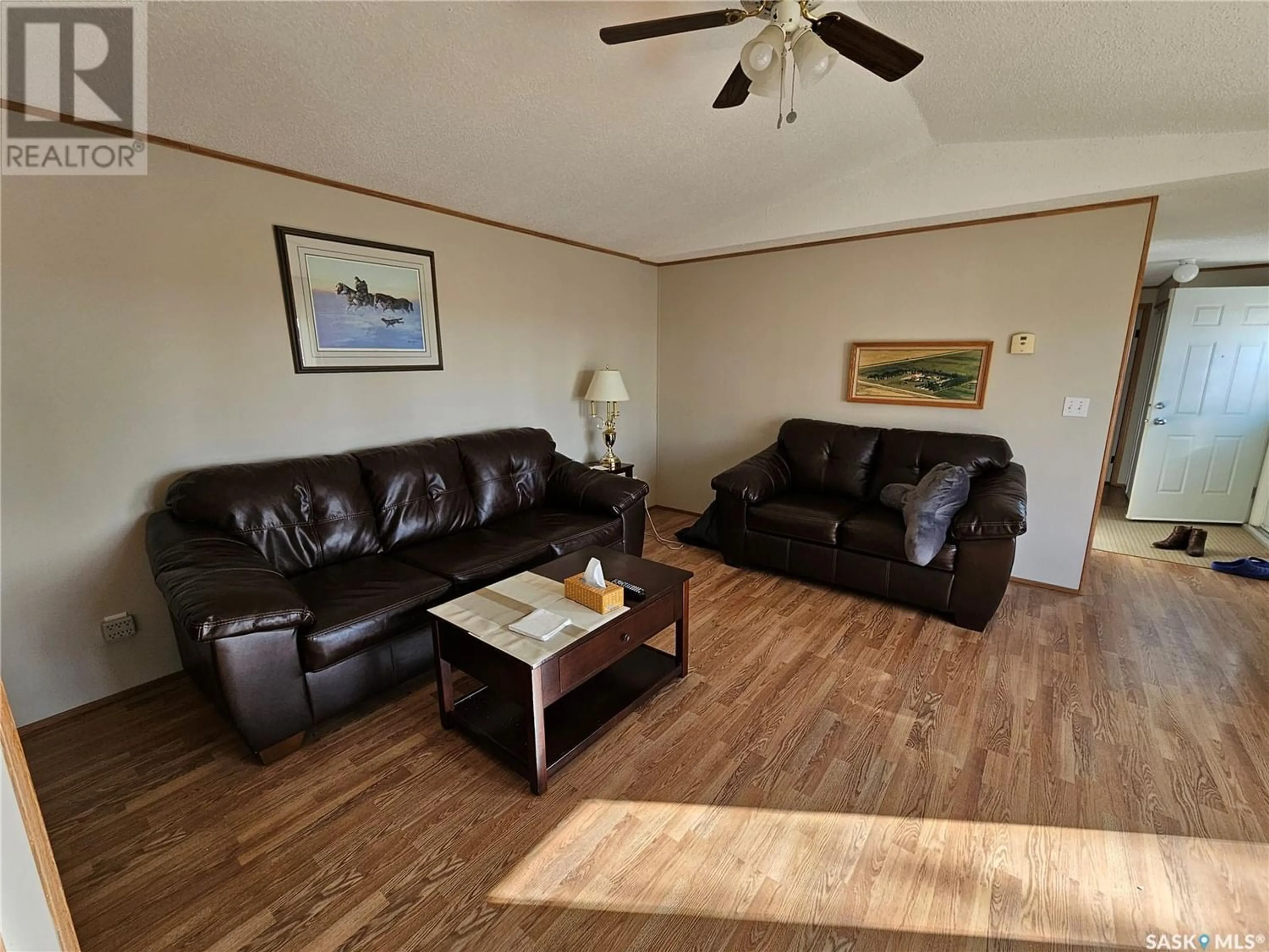 Living room for 53 Prairie Sun COURT, Swift Current Saskatchewan S9H3X6
