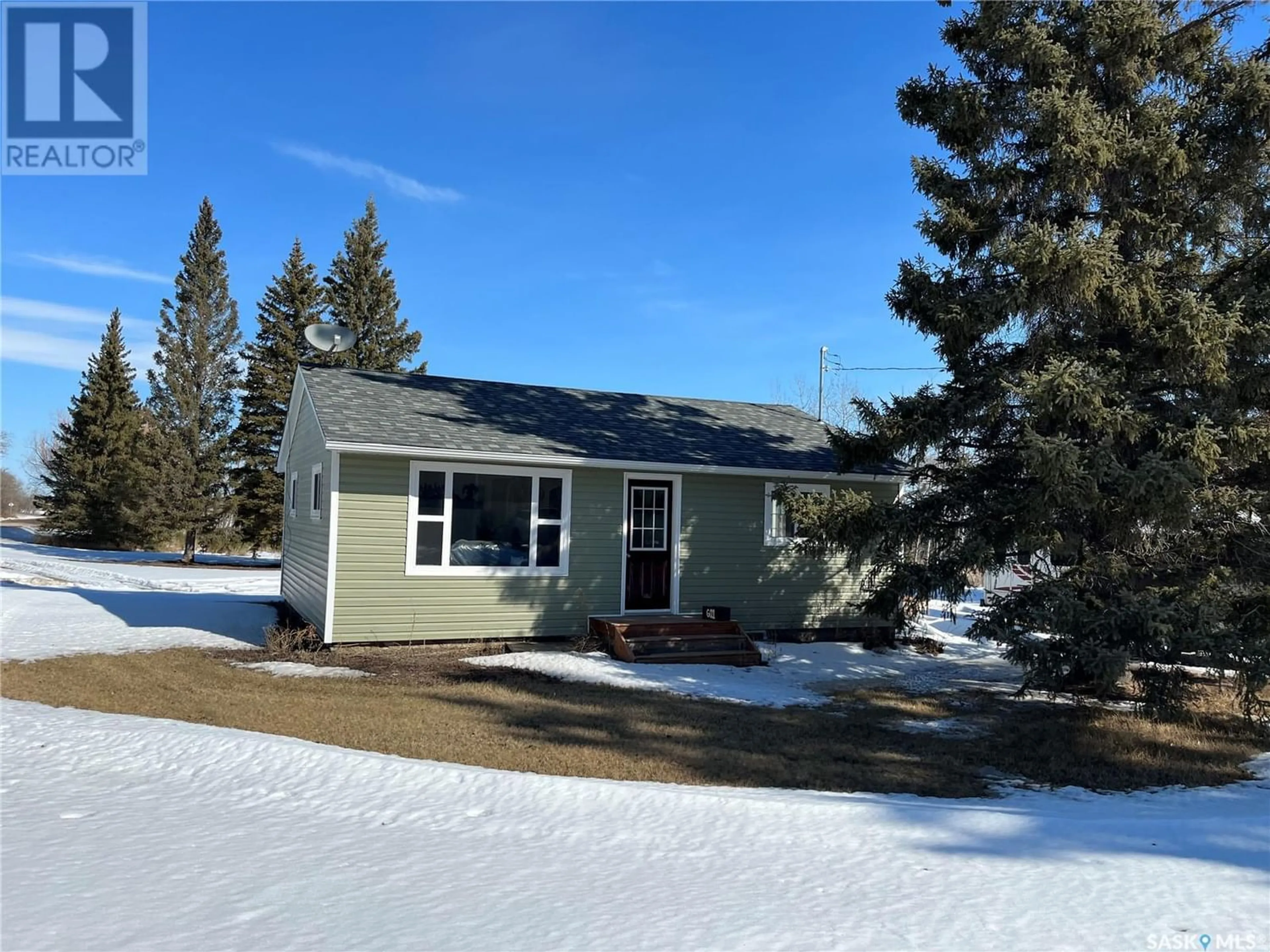 Cottage for 601 Main STREET, Raymore Saskatchewan S0A3J0