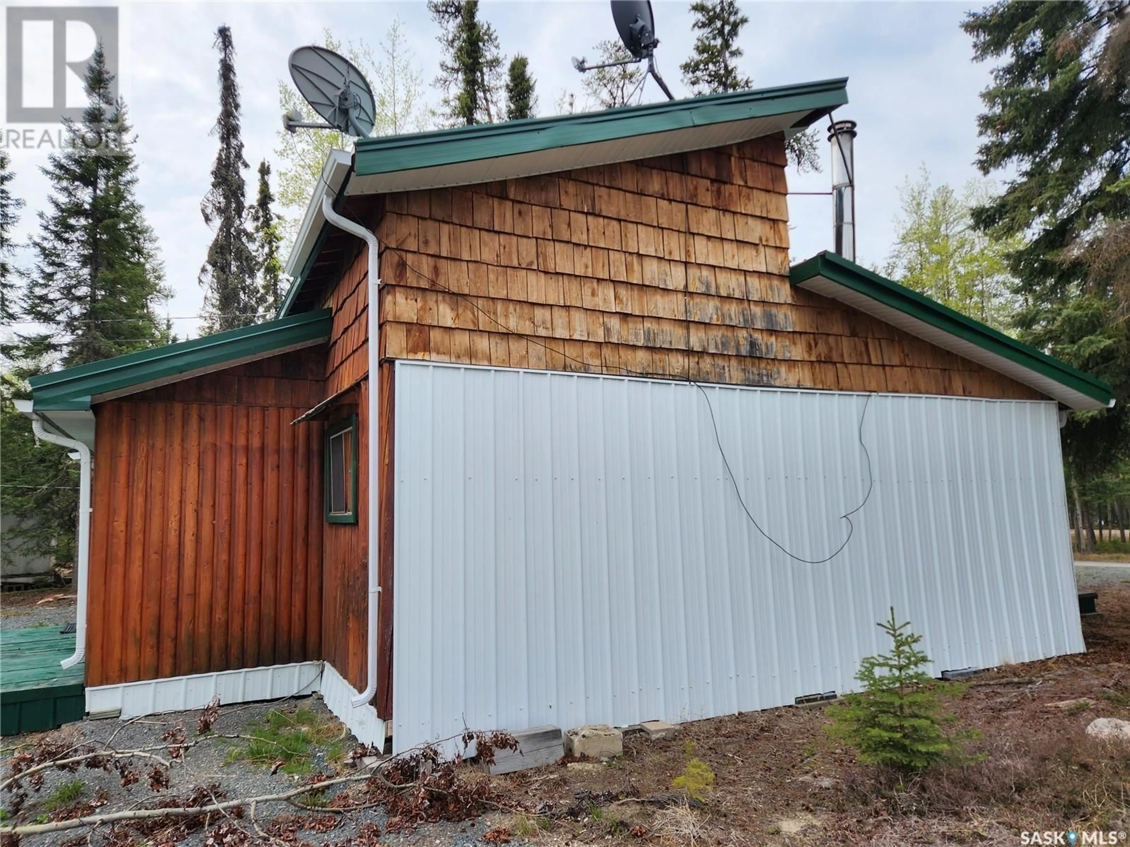 Shed for 1006 Lake ROAD, Jan Lake Saskatchewan S0P0A0