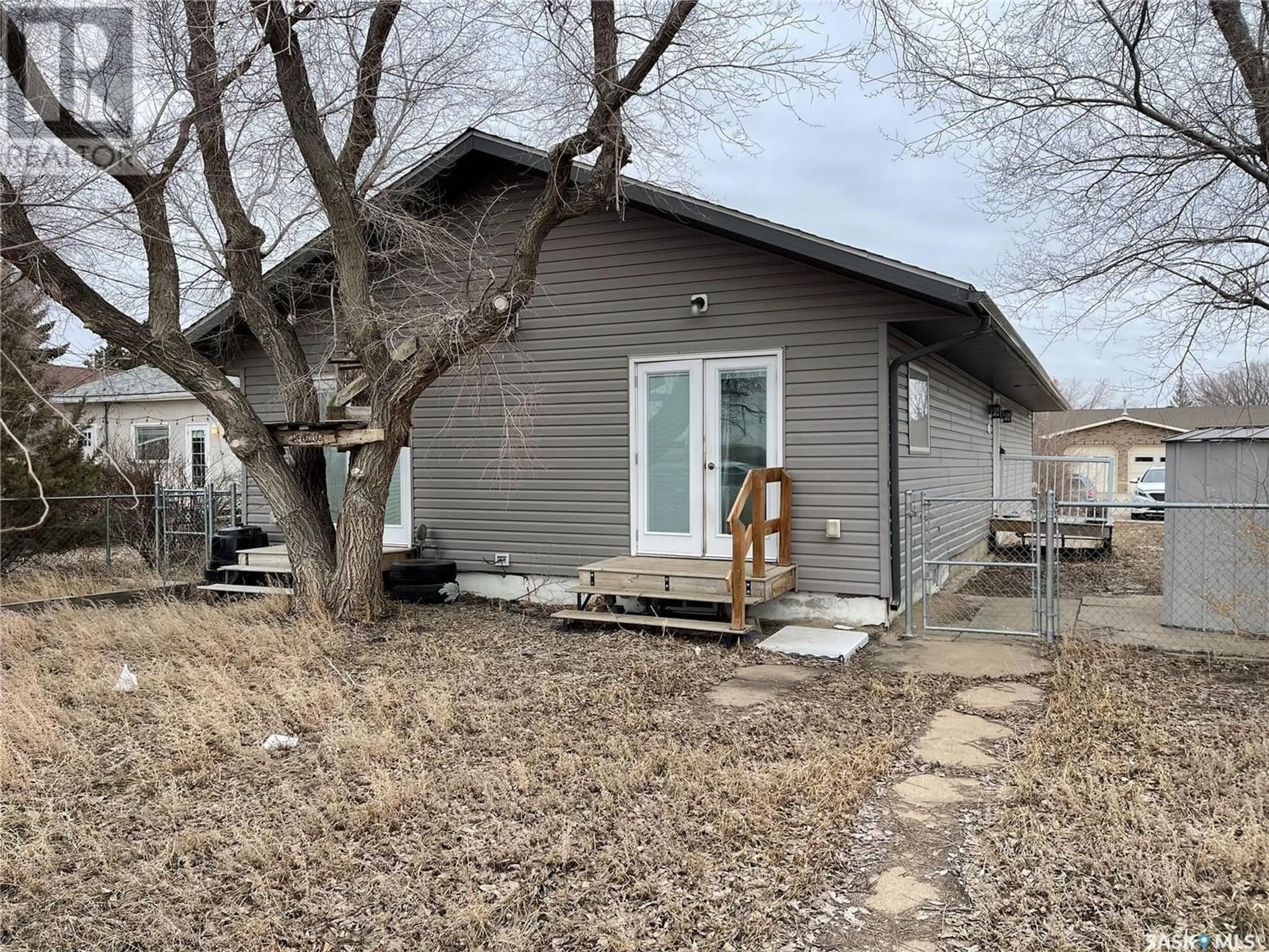 Kitchen for 431 Vaughan STREET W, Moose Jaw Saskatchewan S6H5N1