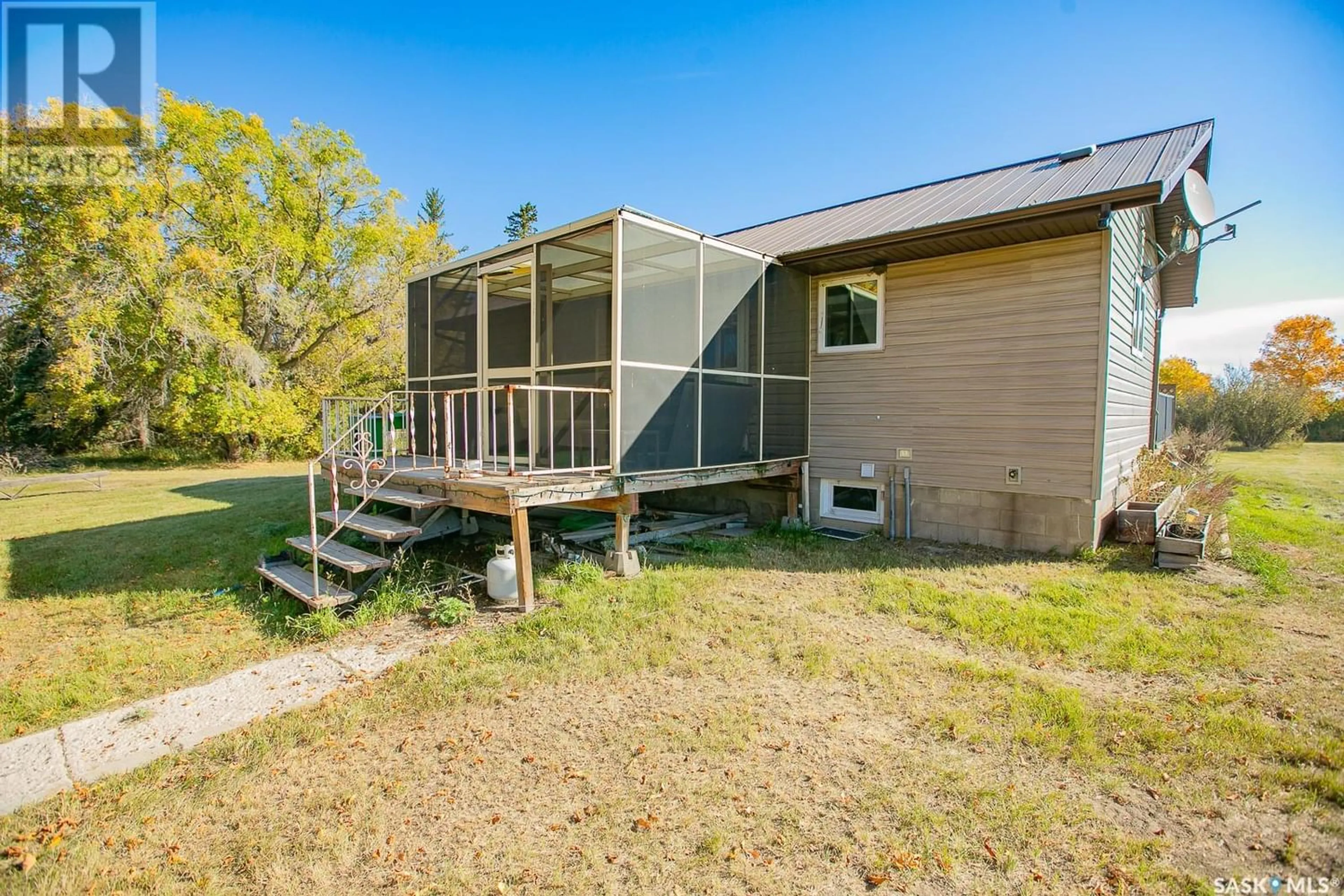 A pic from exterior of the house or condo for Burrell Acreage, Montmartre Rm No. 126 Saskatchewan S0G3M0