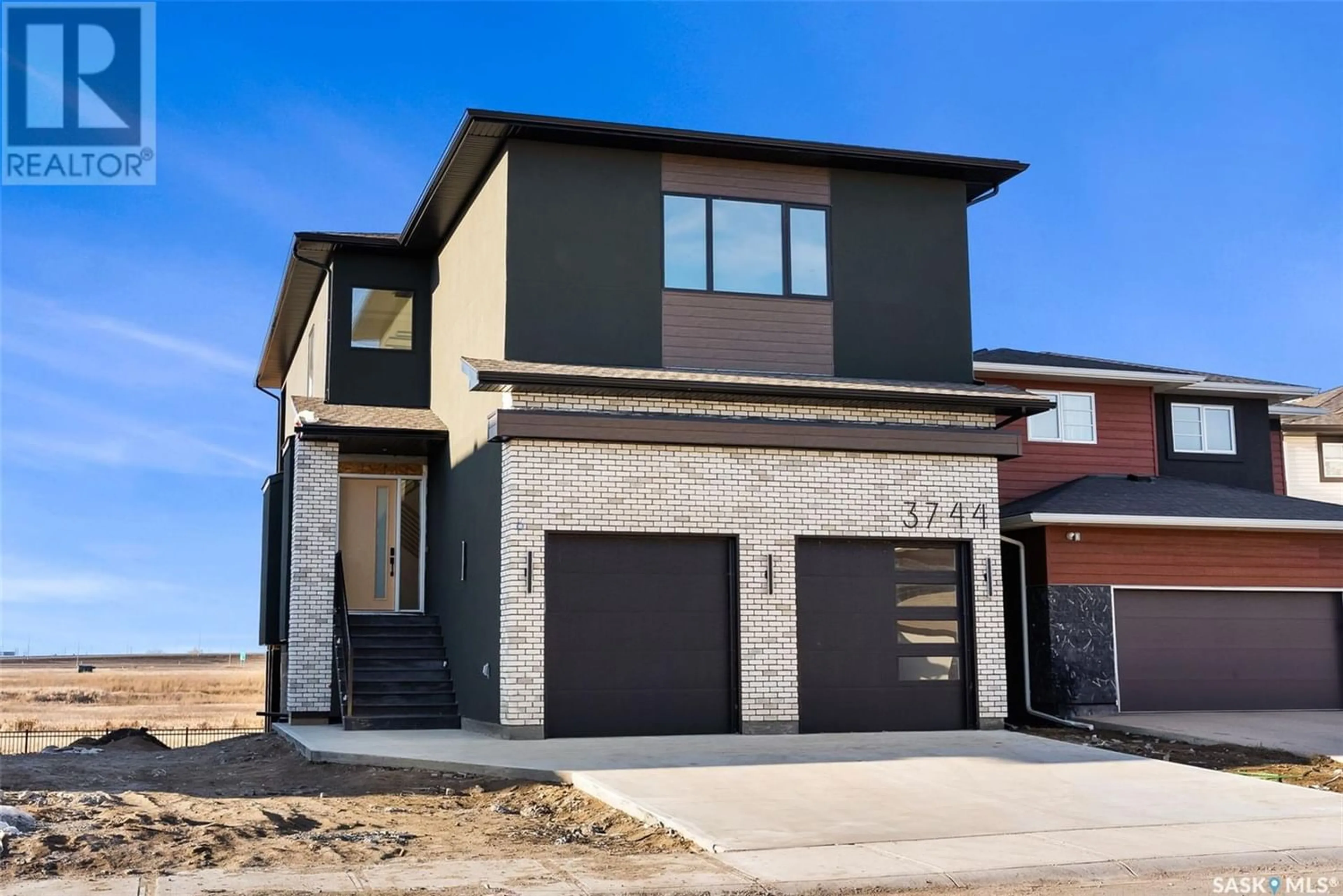Frontside or backside of a home for 3744 Gee CRESCENT, Regina Saskatchewan S4V3P1