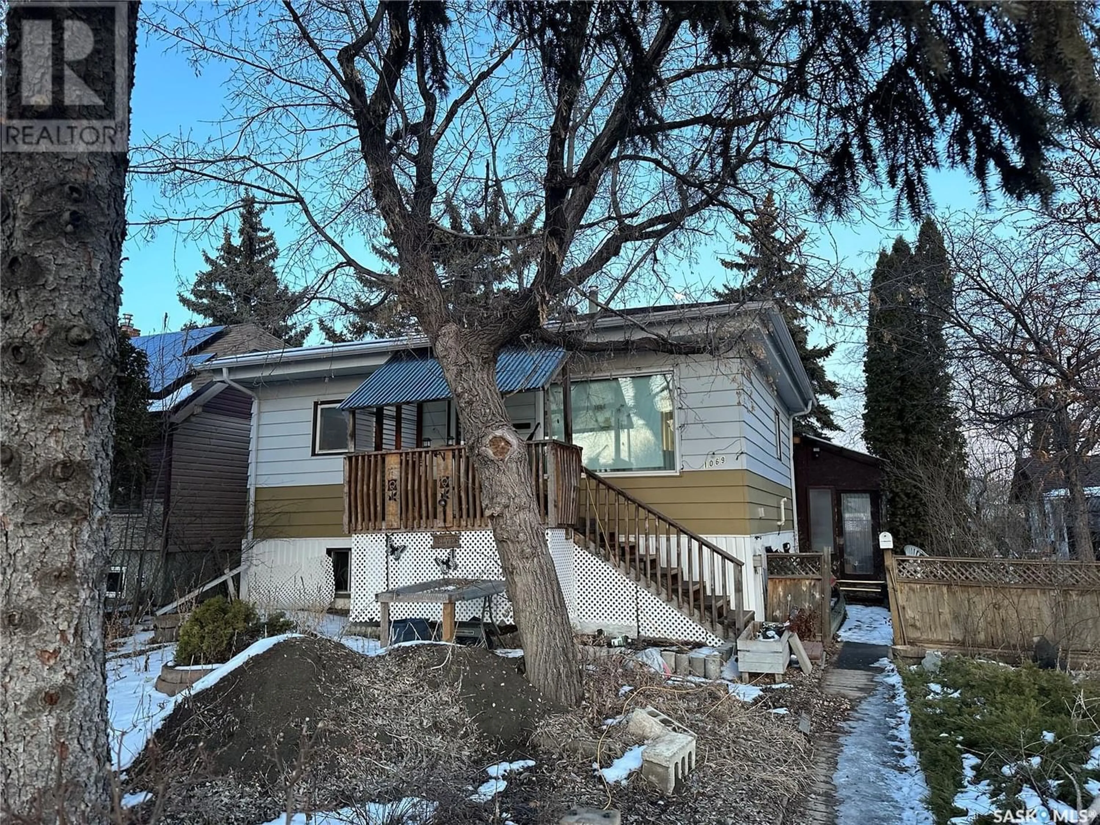 Frontside or backside of a home for 1069 Broder STREET, Regina Saskatchewan S4N3P8