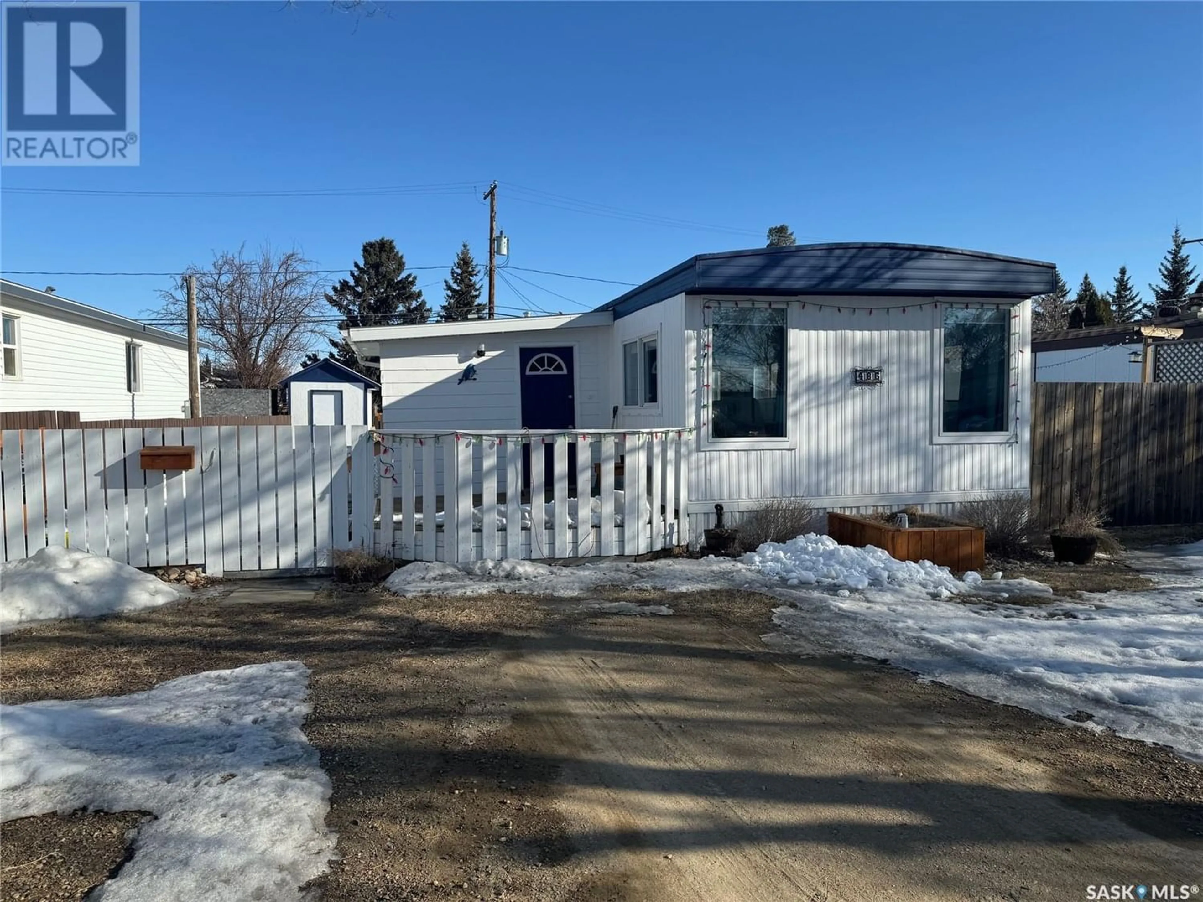Frontside or backside of a home for 486 32nd STREET, Battleford Saskatchewan S0M0E0