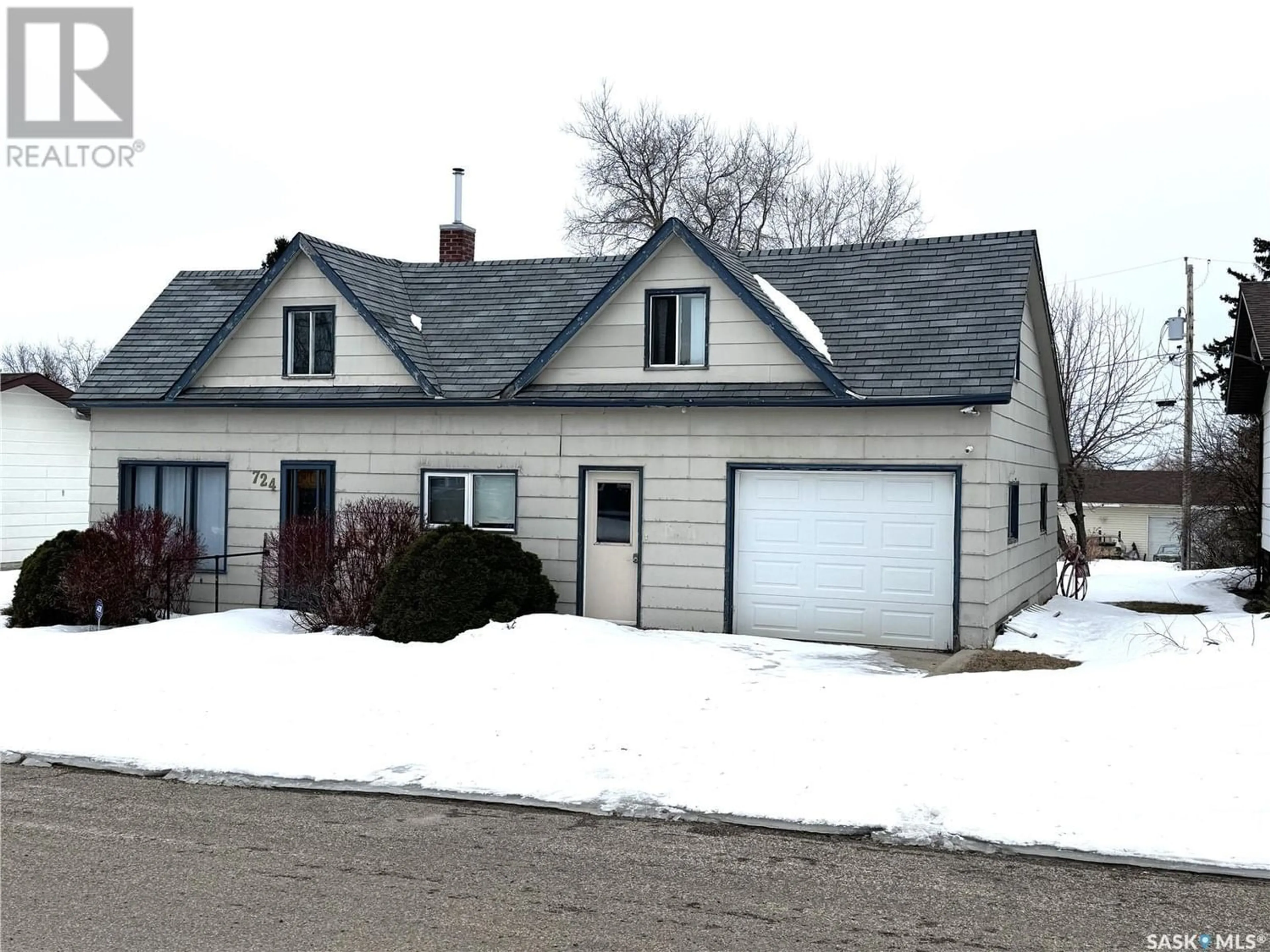 Frontside or backside of a home for 724 St Annes AVENUE, Bruno Saskatchewan S0K0S0