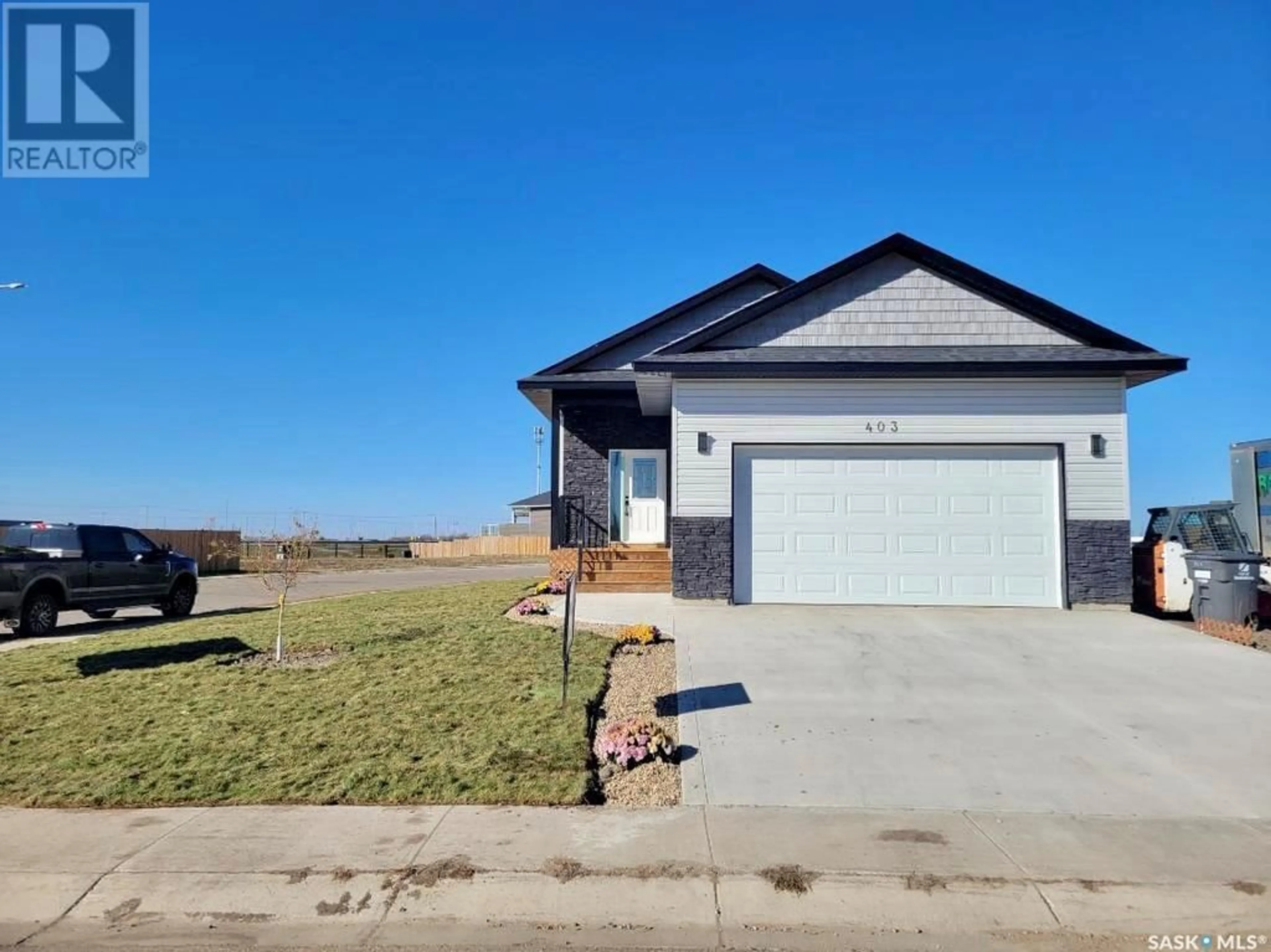 Frontside or backside of a home for 103 Fortosky MANOR, Saskatoon Saskatchewan S7M0G8