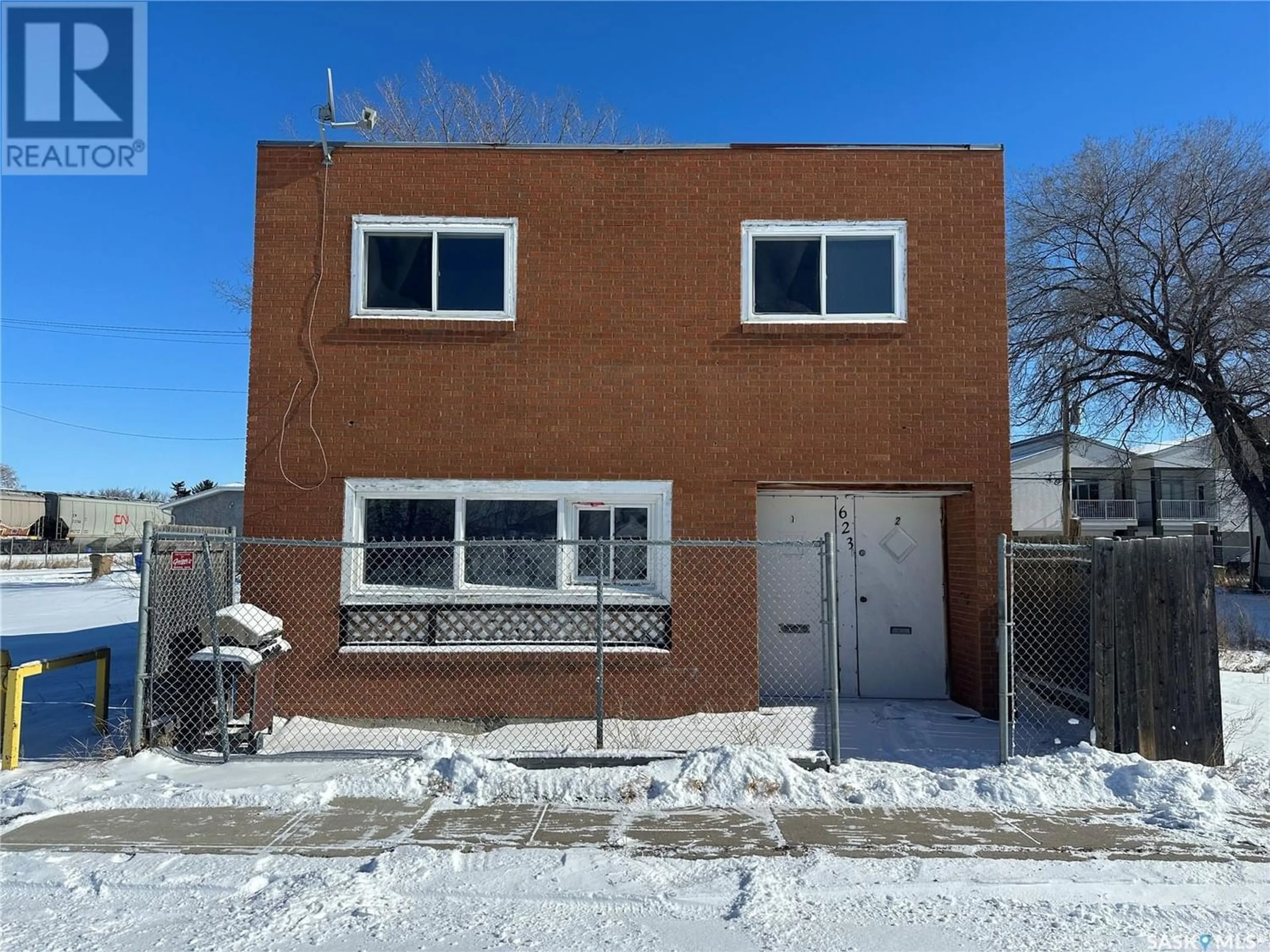 A pic from exterior of the house or condo for 623 Pasqua STREET, Regina Saskatchewan S4T4K5