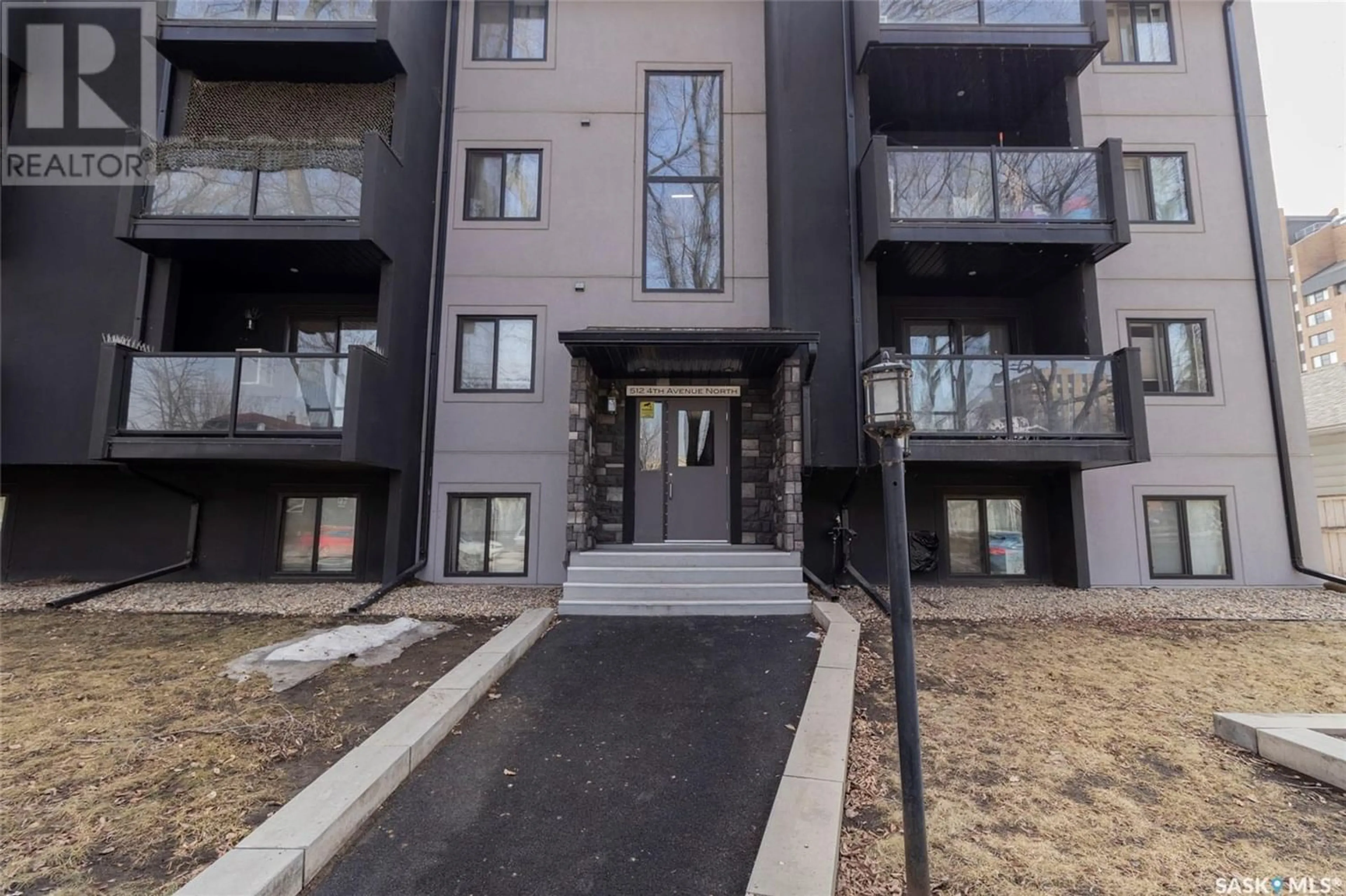 A pic from exterior of the house or condo for 303 512 4TH AVENUE N, Saskatoon Saskatchewan S7K2M7