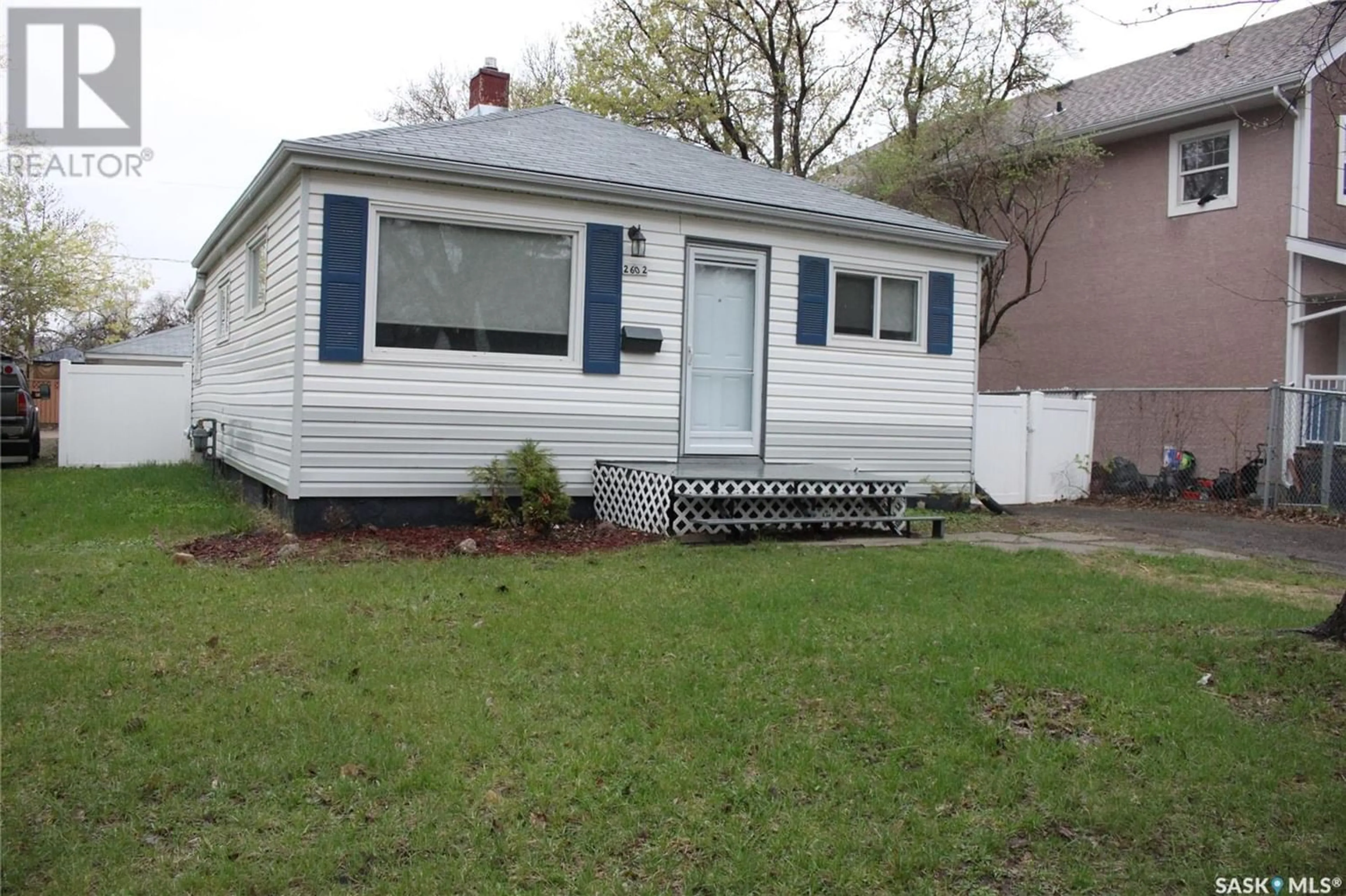 Living room for 2602 Edgar STREET, Regina Saskatchewan S4N3L7