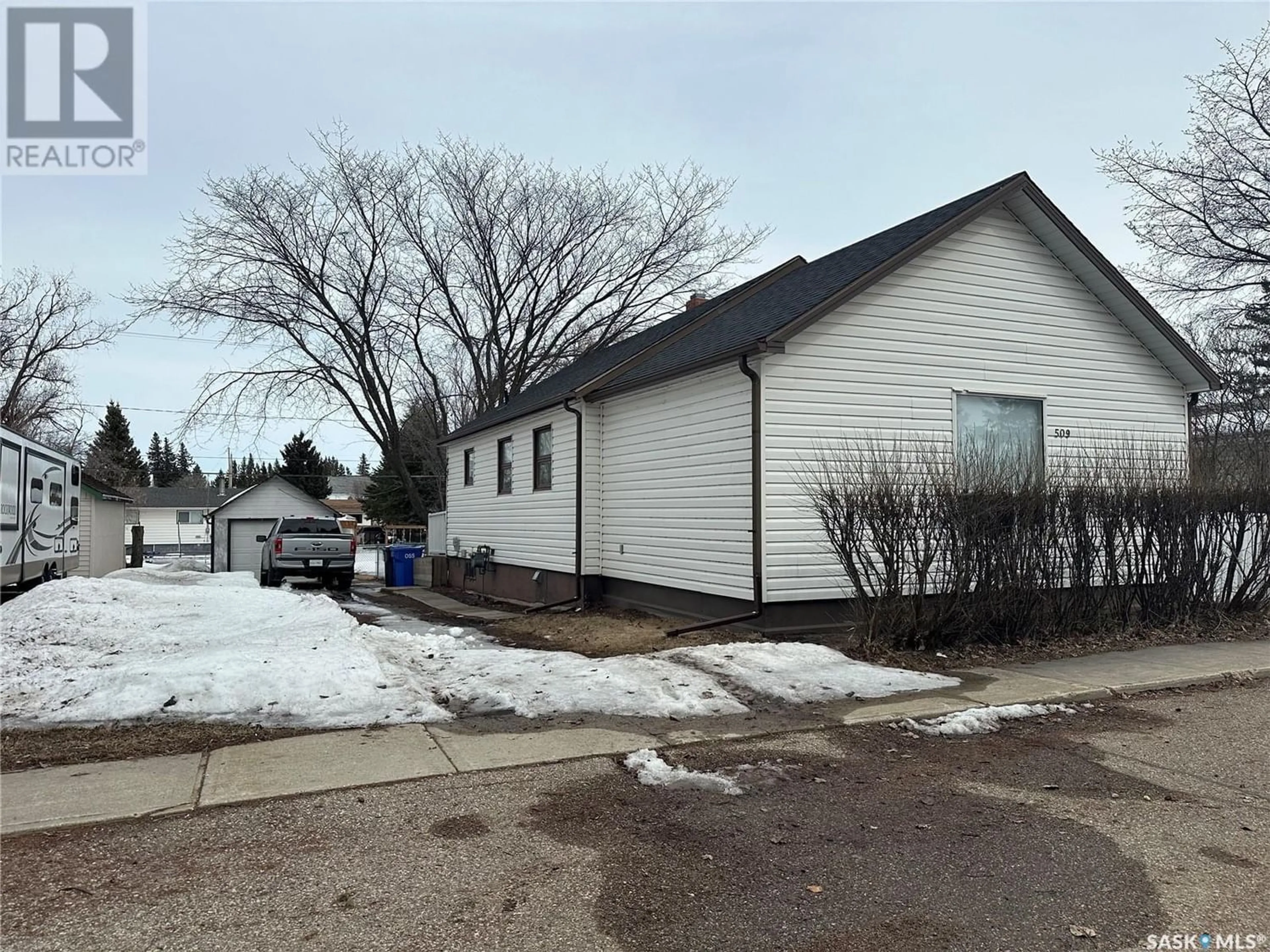 Frontside or backside of a home for 509 Railway AVENUE, Springside Saskatchewan S0A3V0