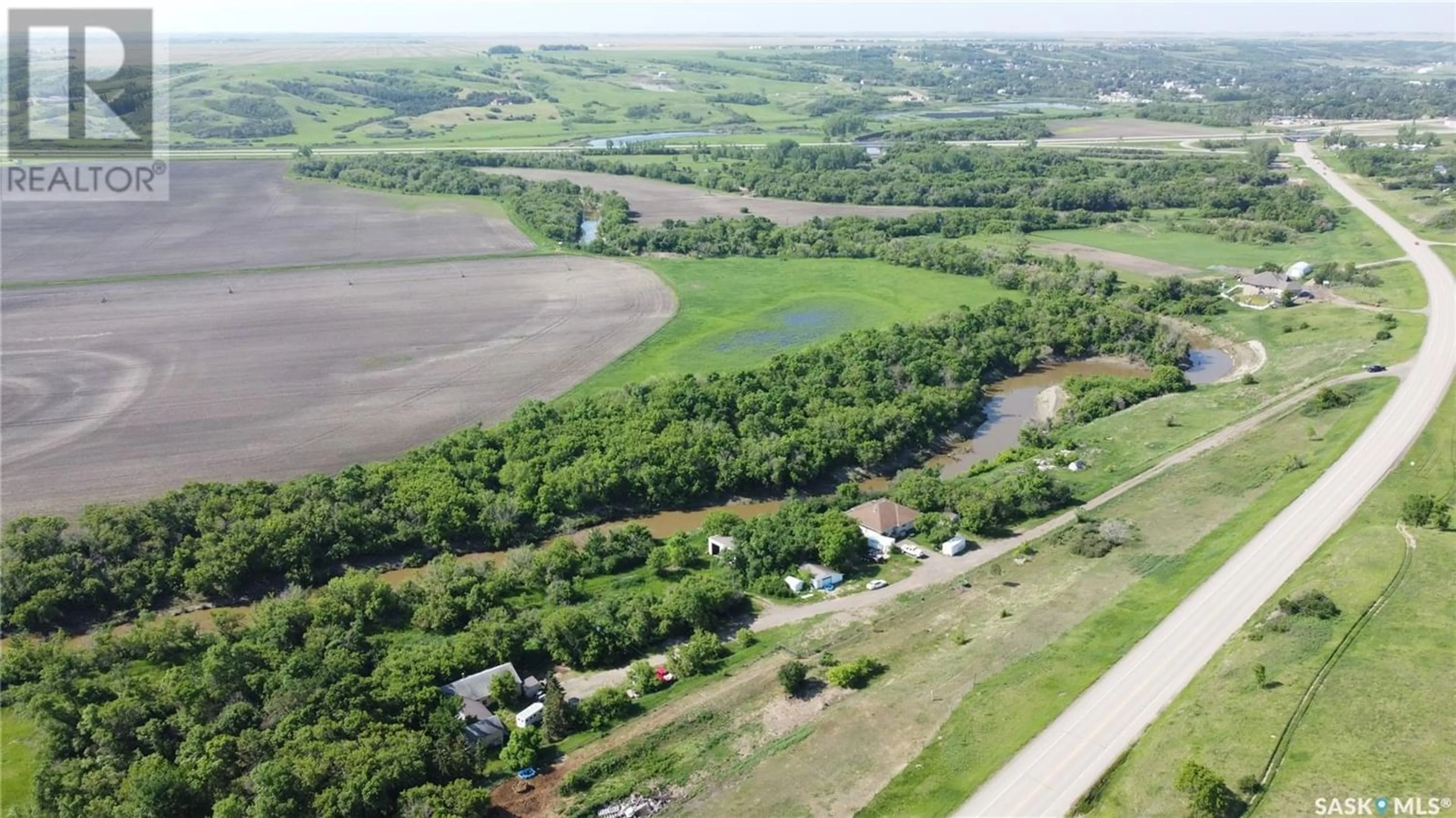 Lakeview for Wolf Acreage - Lumsden, Lumsden Rm No. 189 Saskatchewan S0G3G0