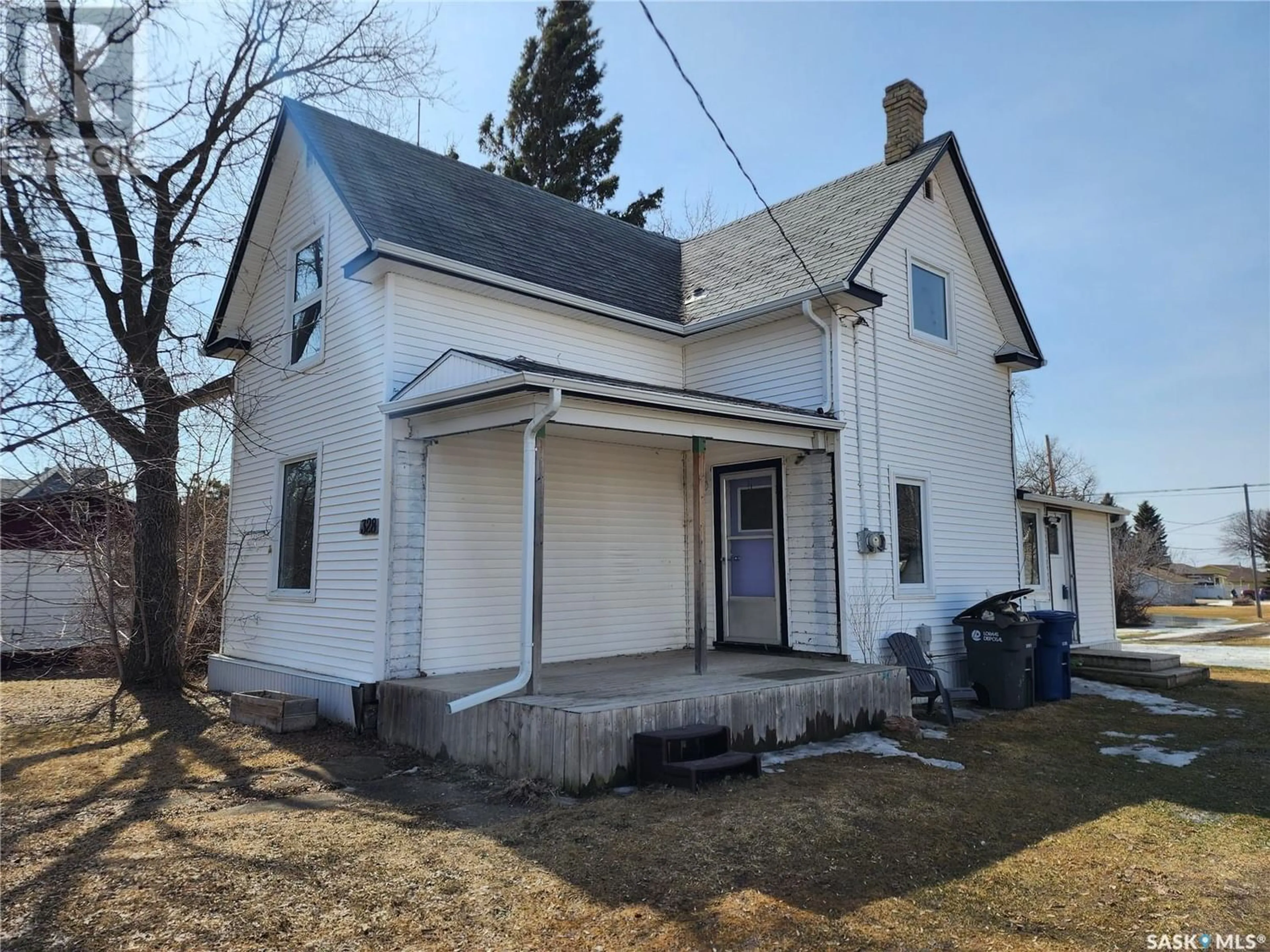 Frontside or backside of a home for 328 6TH AVENUE, Broadview Saskatchewan S0G0K0