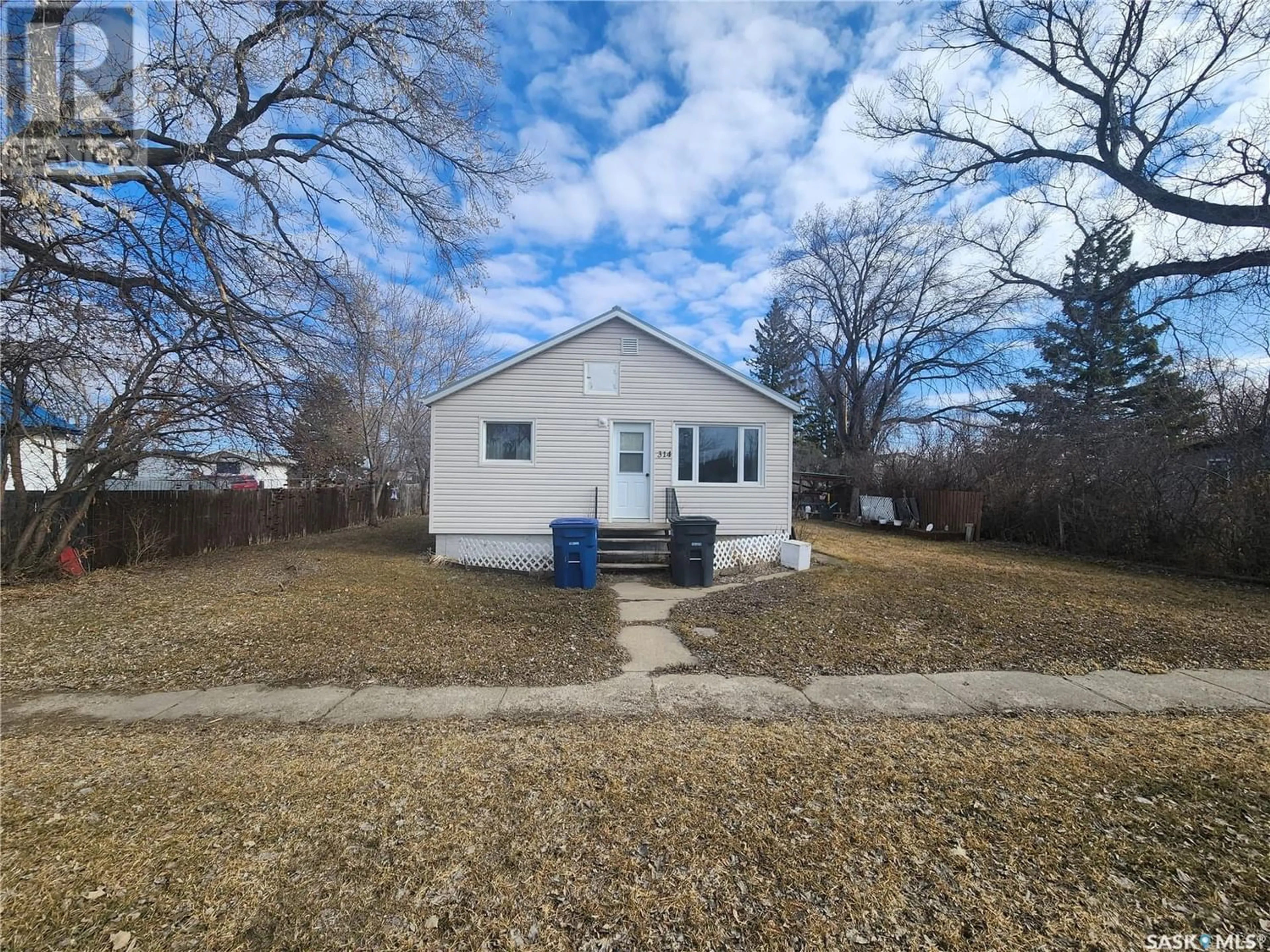 Frontside or backside of a home for 314 Main STREET, Kipling Saskatchewan S0G2S0