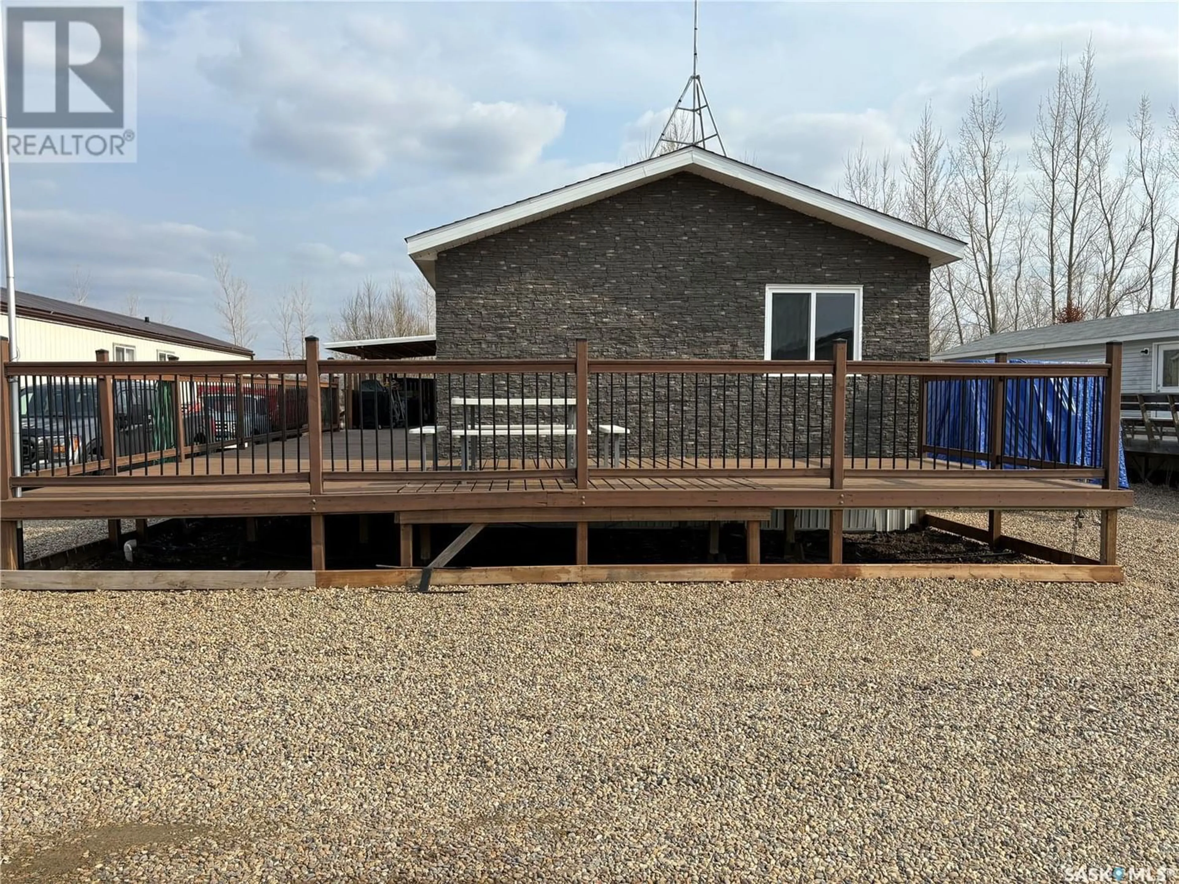 Frontside or backside of a home for 15 Meadowlark Mesa, Palliser Regional Park Saskatchewan S0H3P0