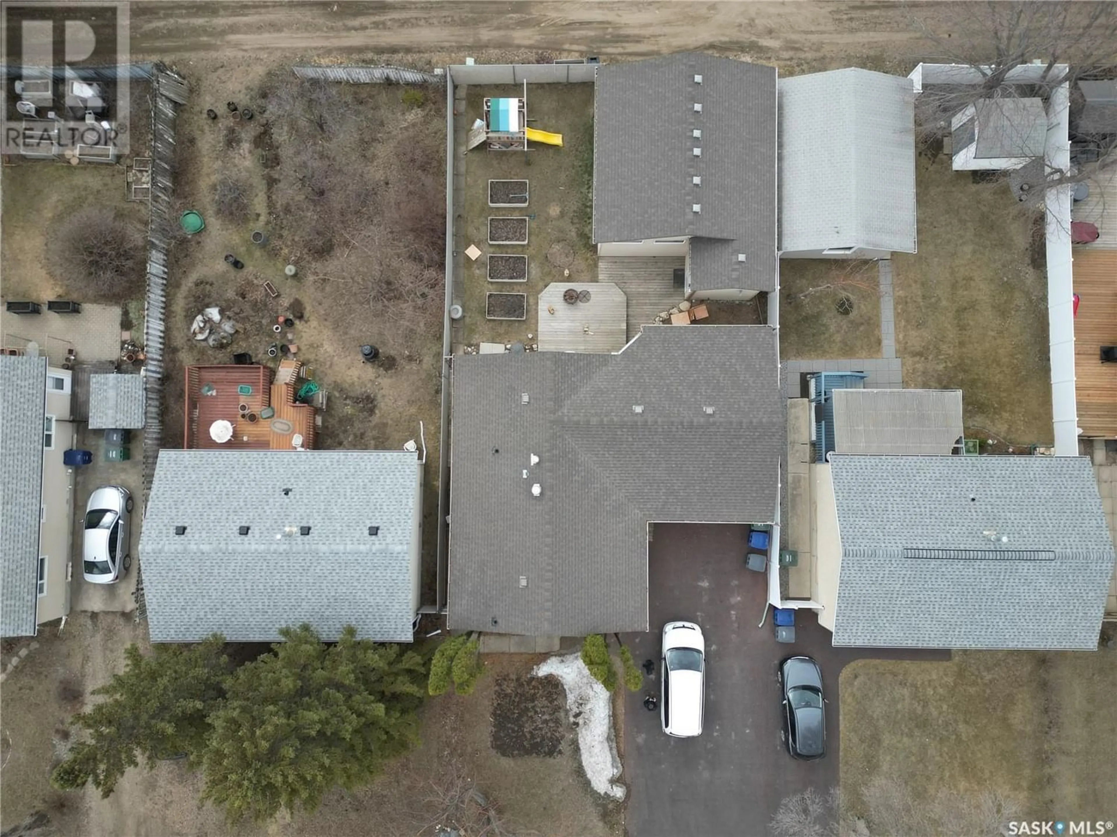 Frontside or backside of a home for 418 MCMASTER CRESCENT, Saskatoon Saskatchewan S7H4E7