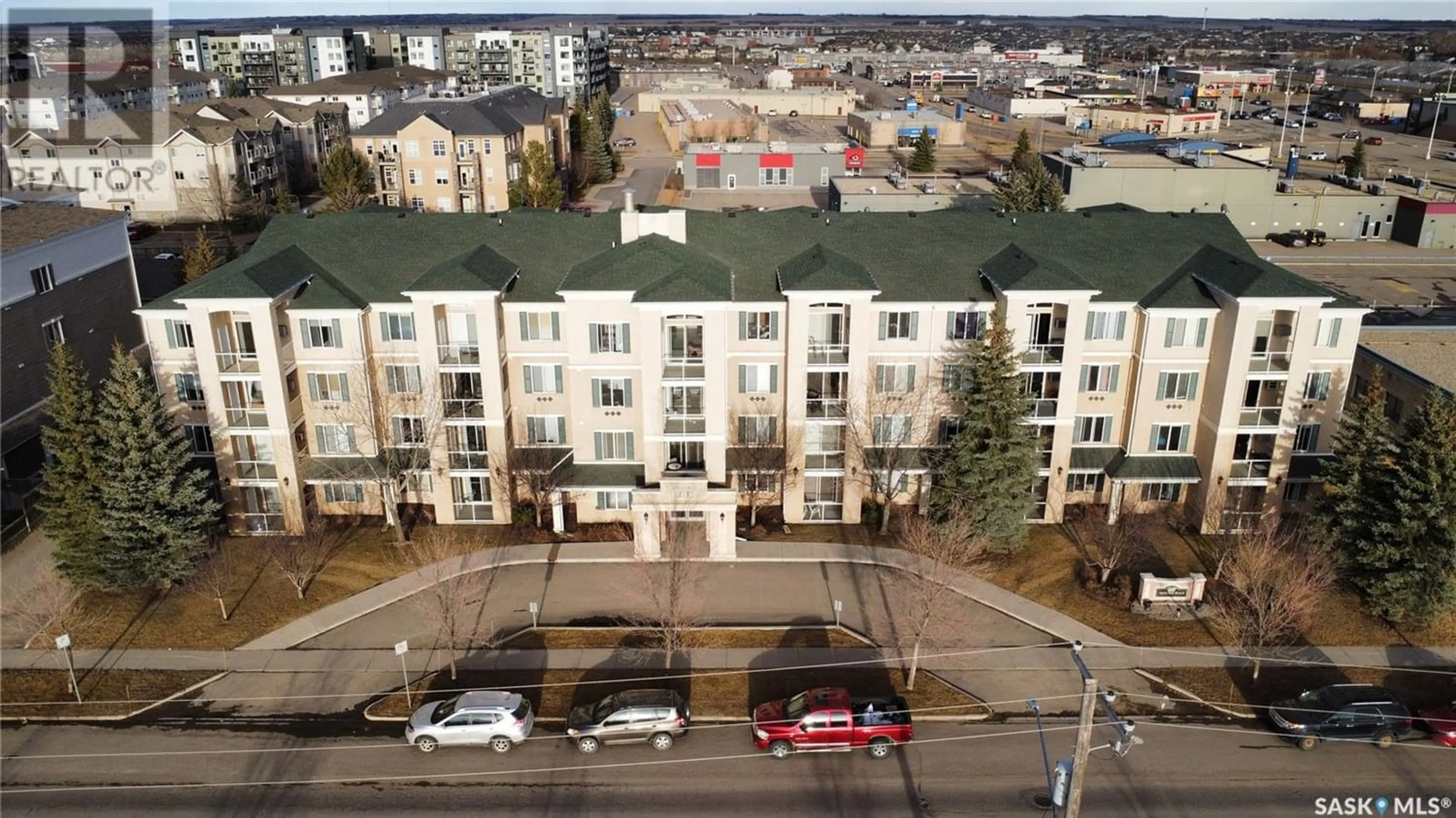 A pic from exterior of the house or condo for 109 215 Lowe ROAD, Saskatoon Saskatchewan S7S1N9